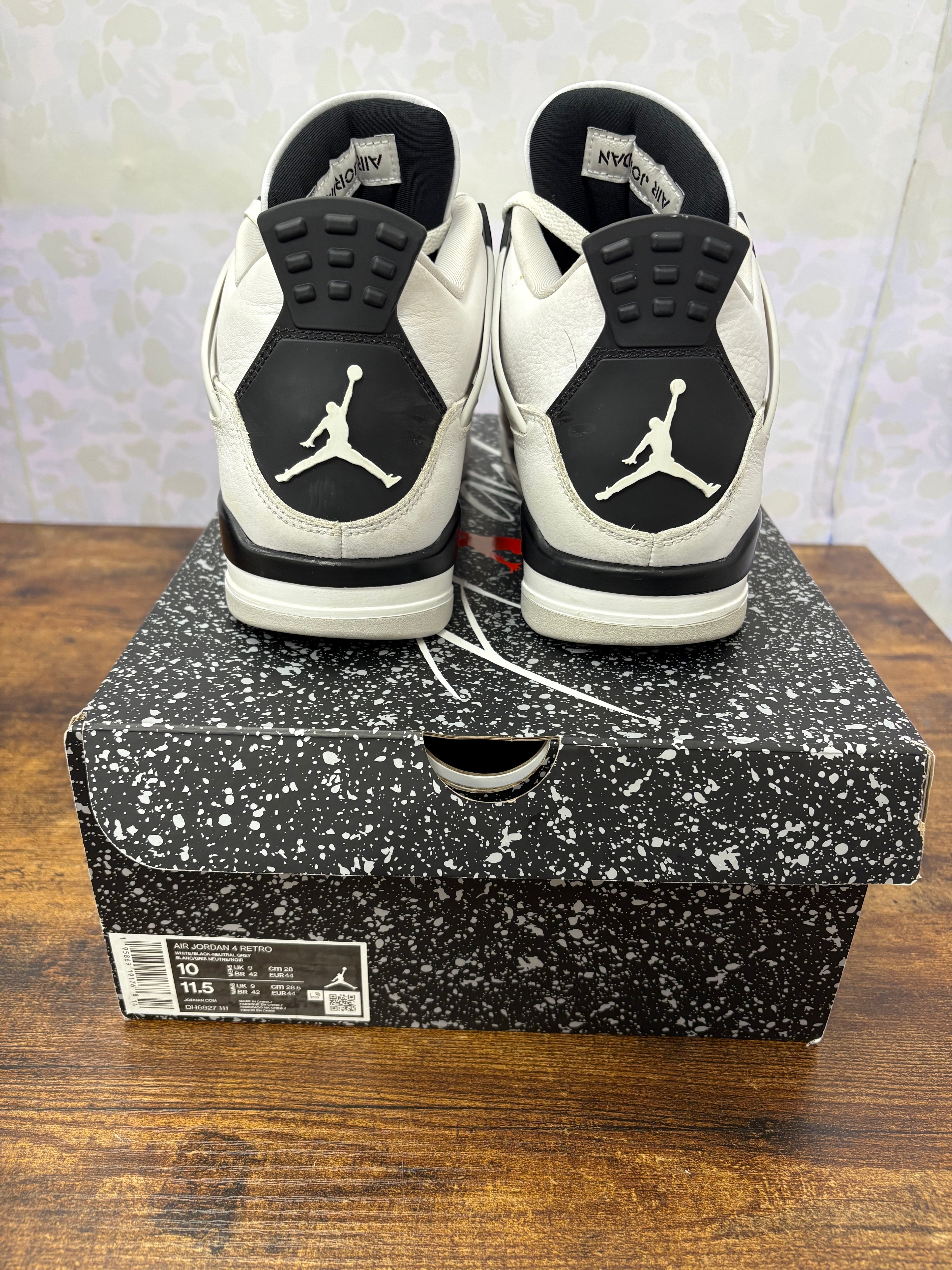 Jordan 4 “Military Black” Preowned Size 10