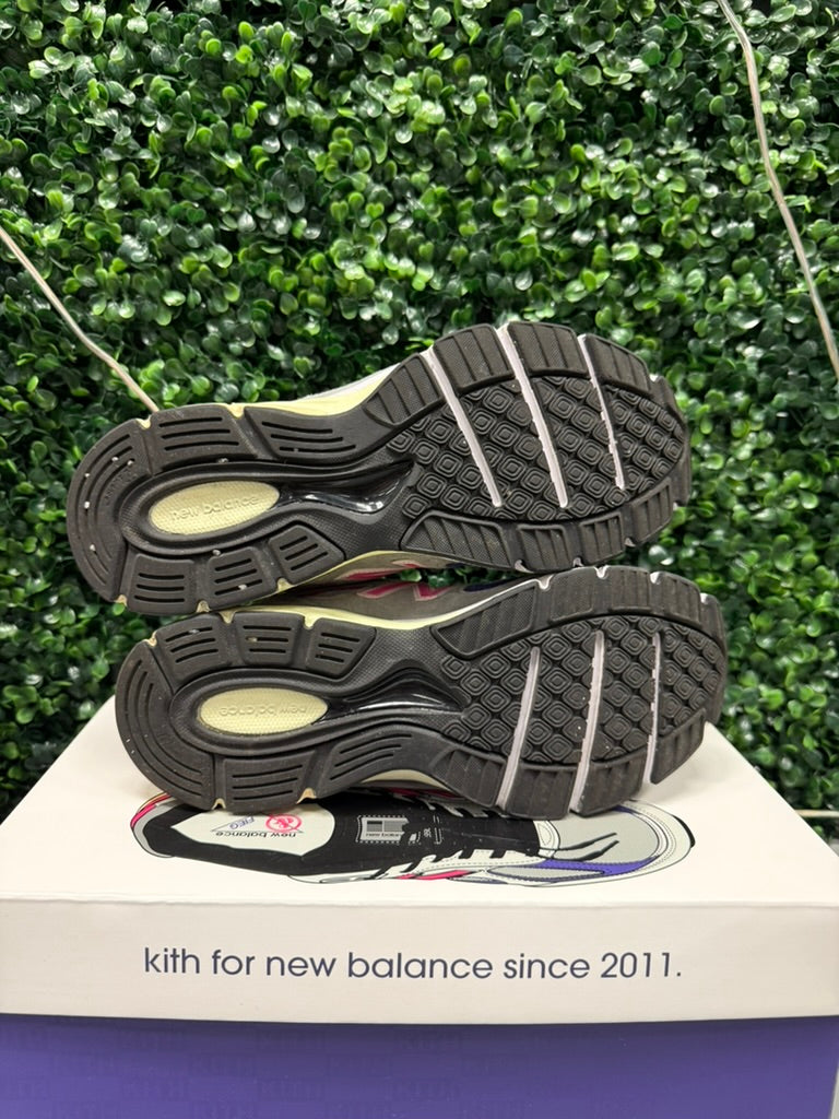 New Balance 990v4 Kith "United Arrows & Sons" Size 5.5 Preowned