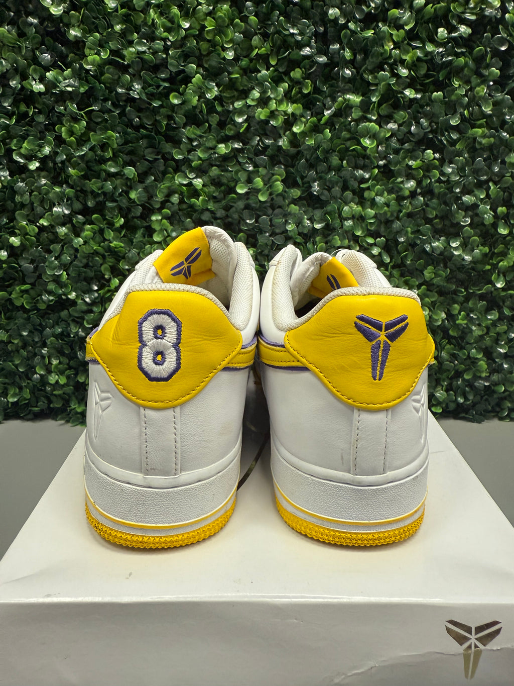 Nike Kobe Air Force 1 "Lakers Home" Size 11 Preowned