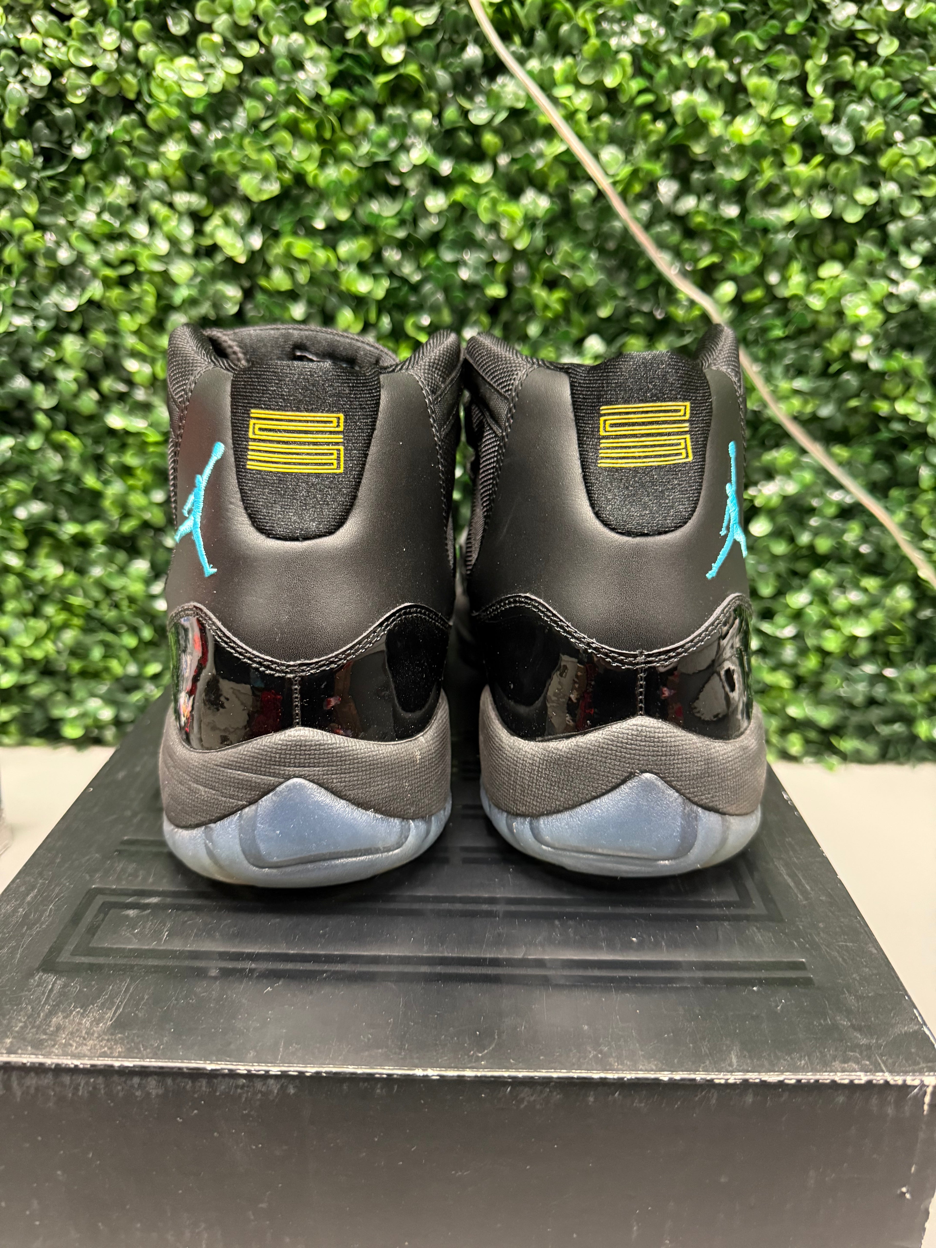 Jordan 11 High "Gamma 2013" Size 11 Preowned