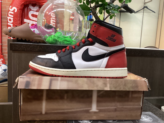 Jordan 1 “Black Toe Reimagined” Size 10.5 Pre Owned