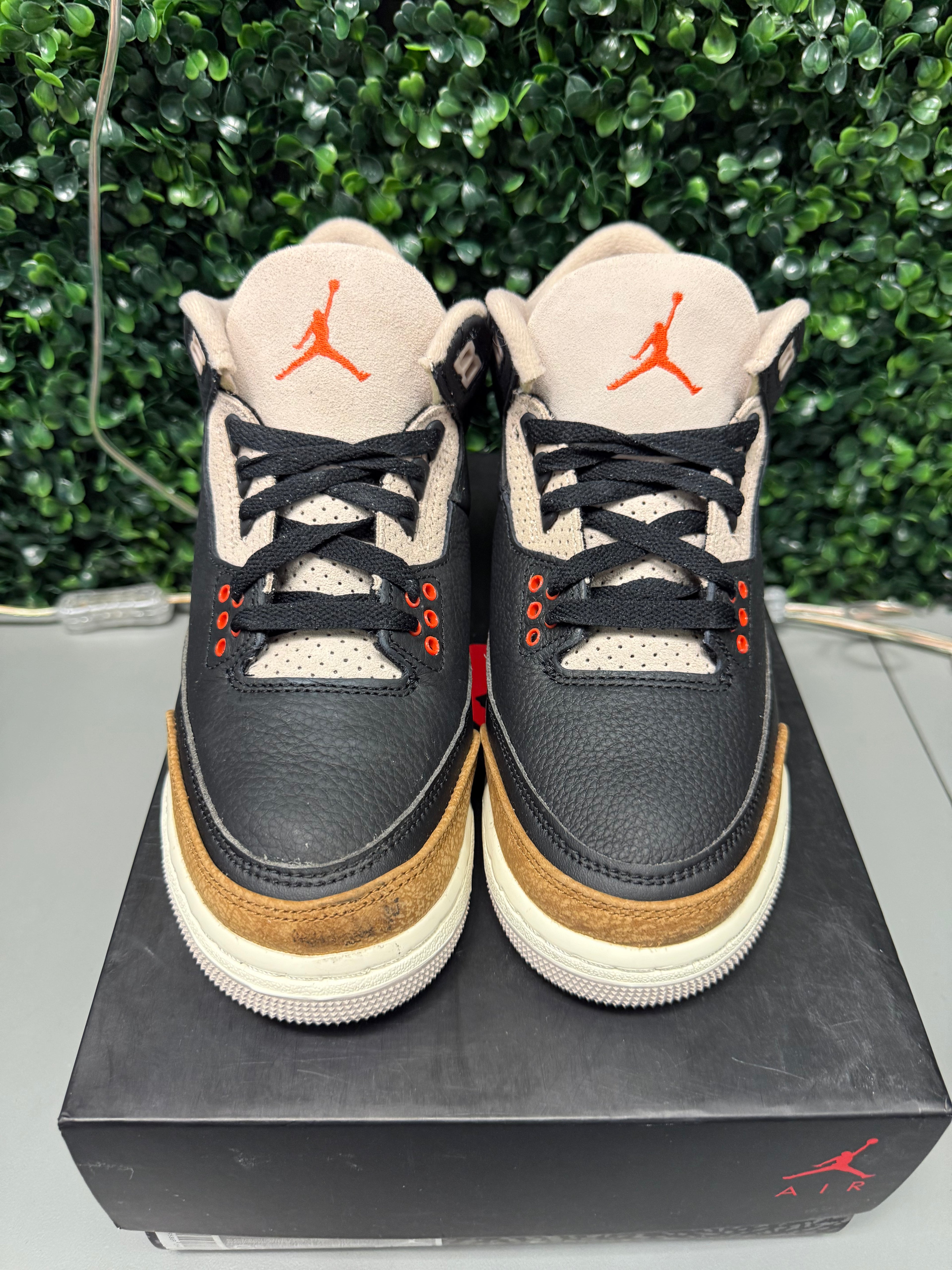 Jordan 3 "Desert Elephant" Size 6.5Y Preowned