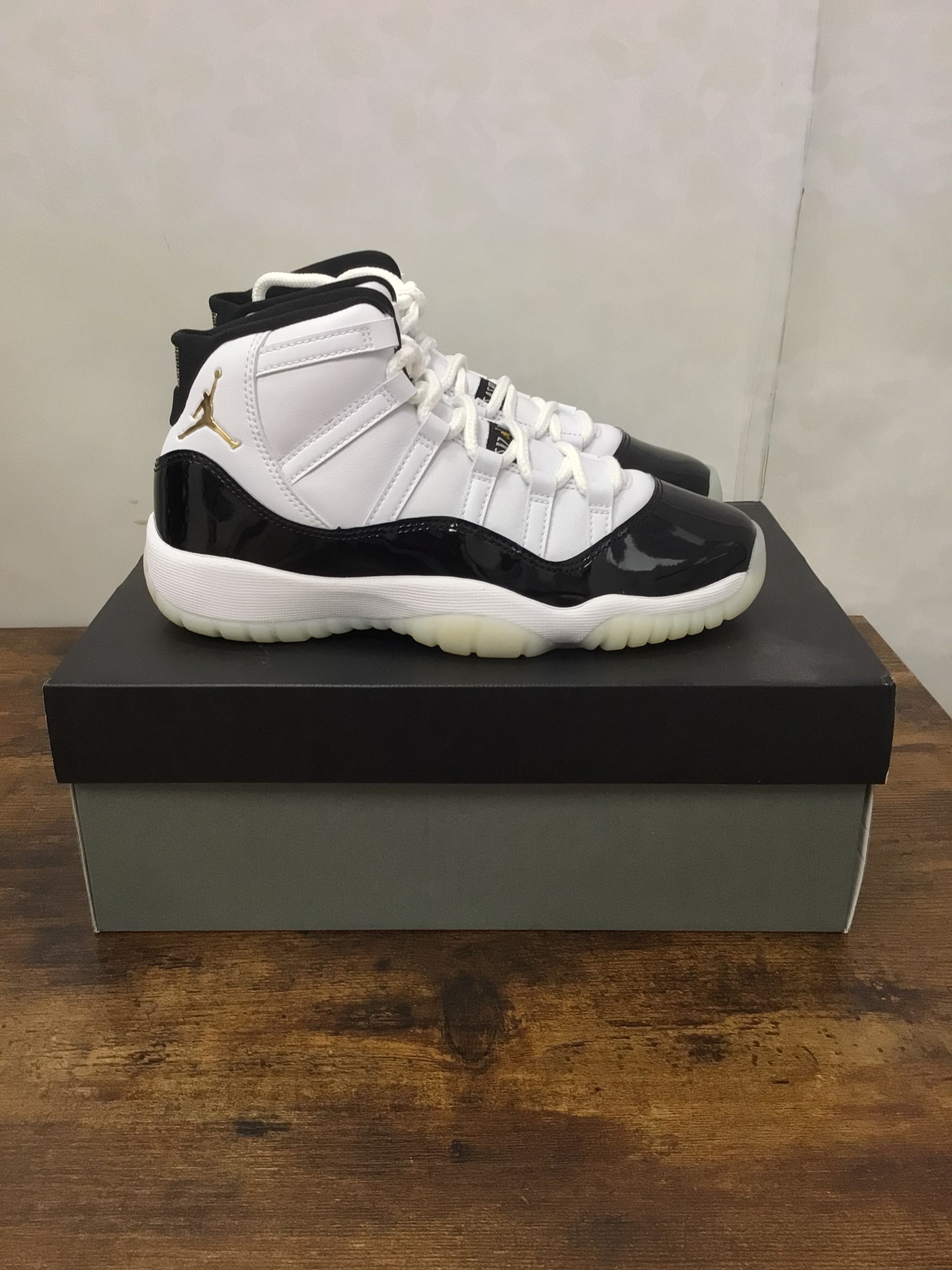 Jordan 11 Retro “DMP Gratitude” Size 5 Preowned