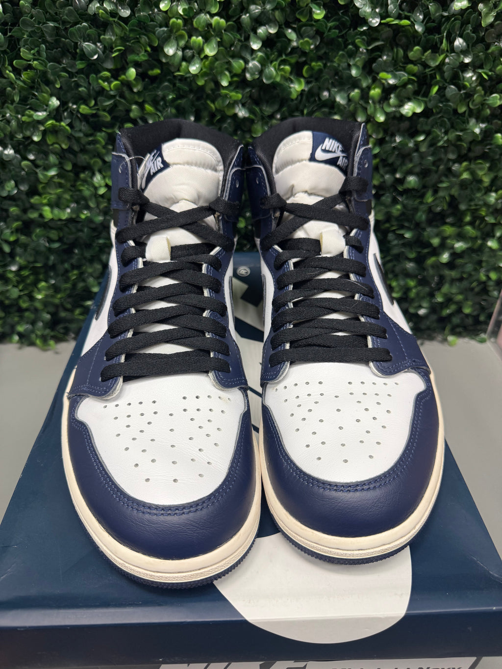 Air  Jordan 1 High "Midnight Navy" Size 11.5 Preowned