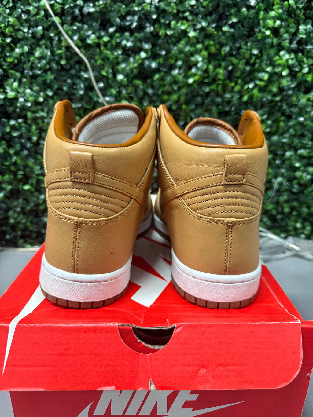 Nike Dunk High "Acorn" Size 10 Preowned