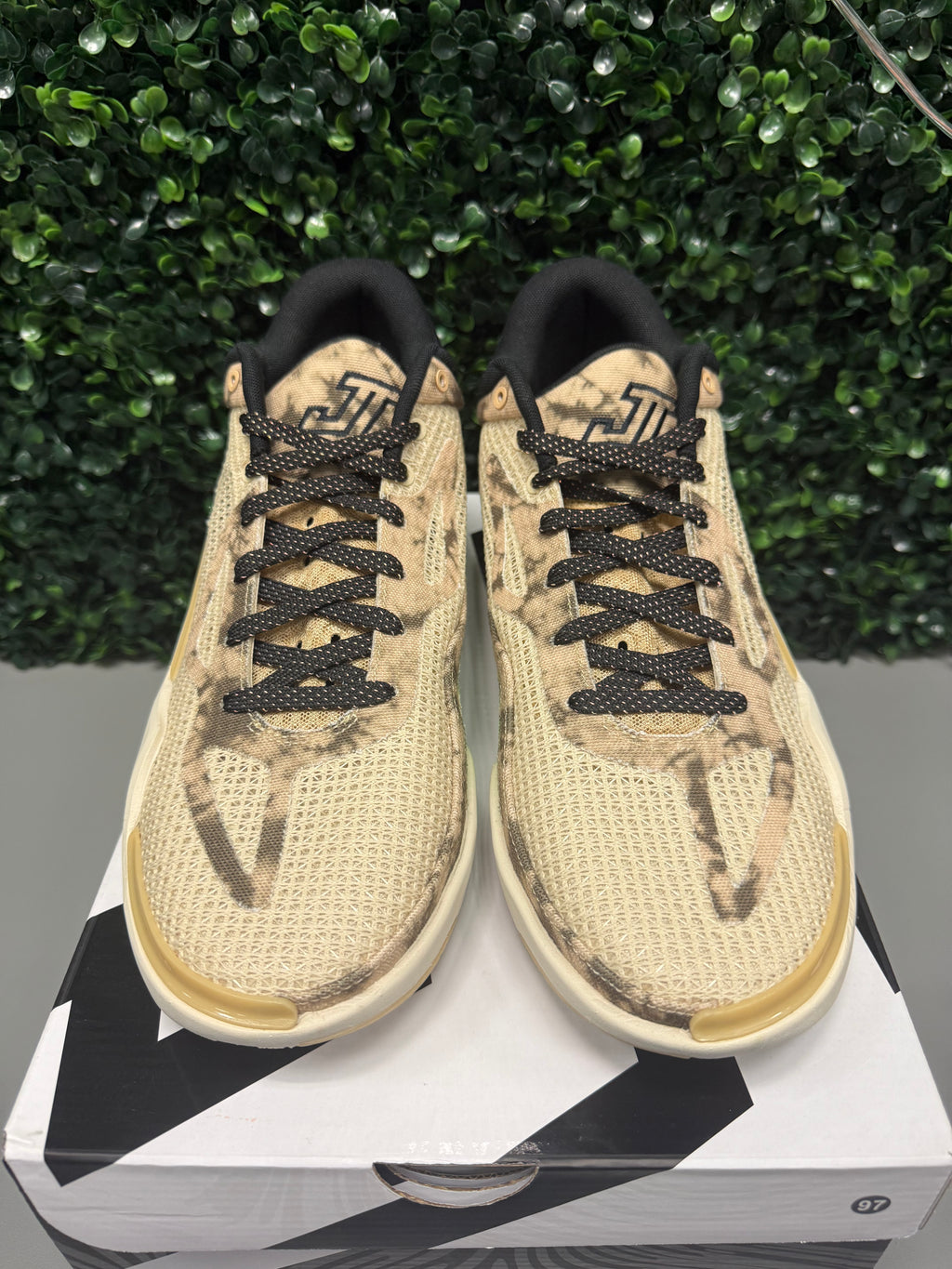 Jordan Tatum 1 "Tunnel Walk" Size 9.5 Preowned