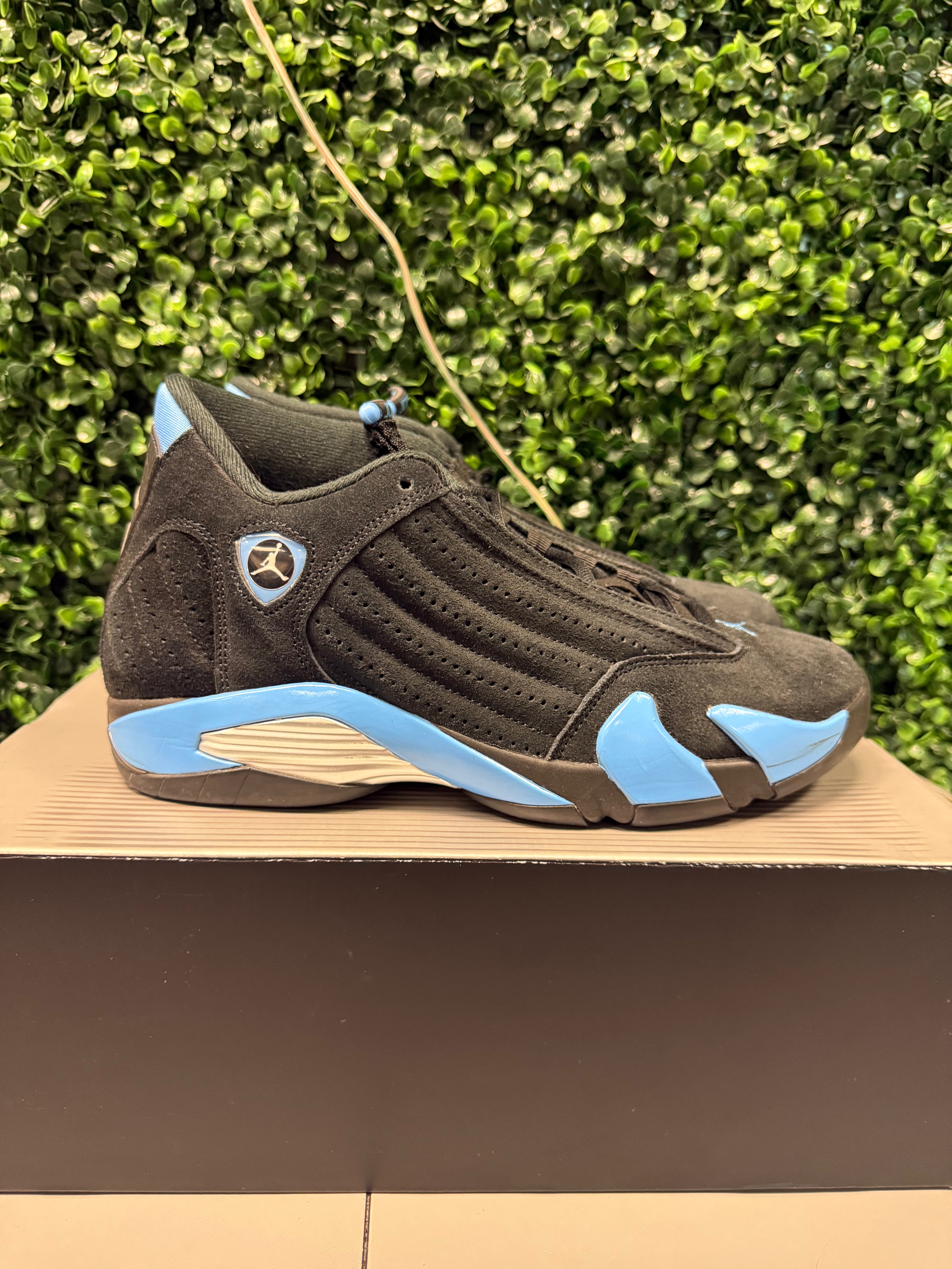 Jordan 14 "Black University Blue" Size 9.5 Preowned