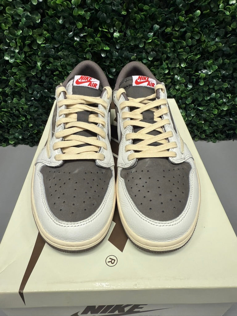 Jordan 1 Low X Travis Scott "Reverse Mocha" Size 11 Preowned