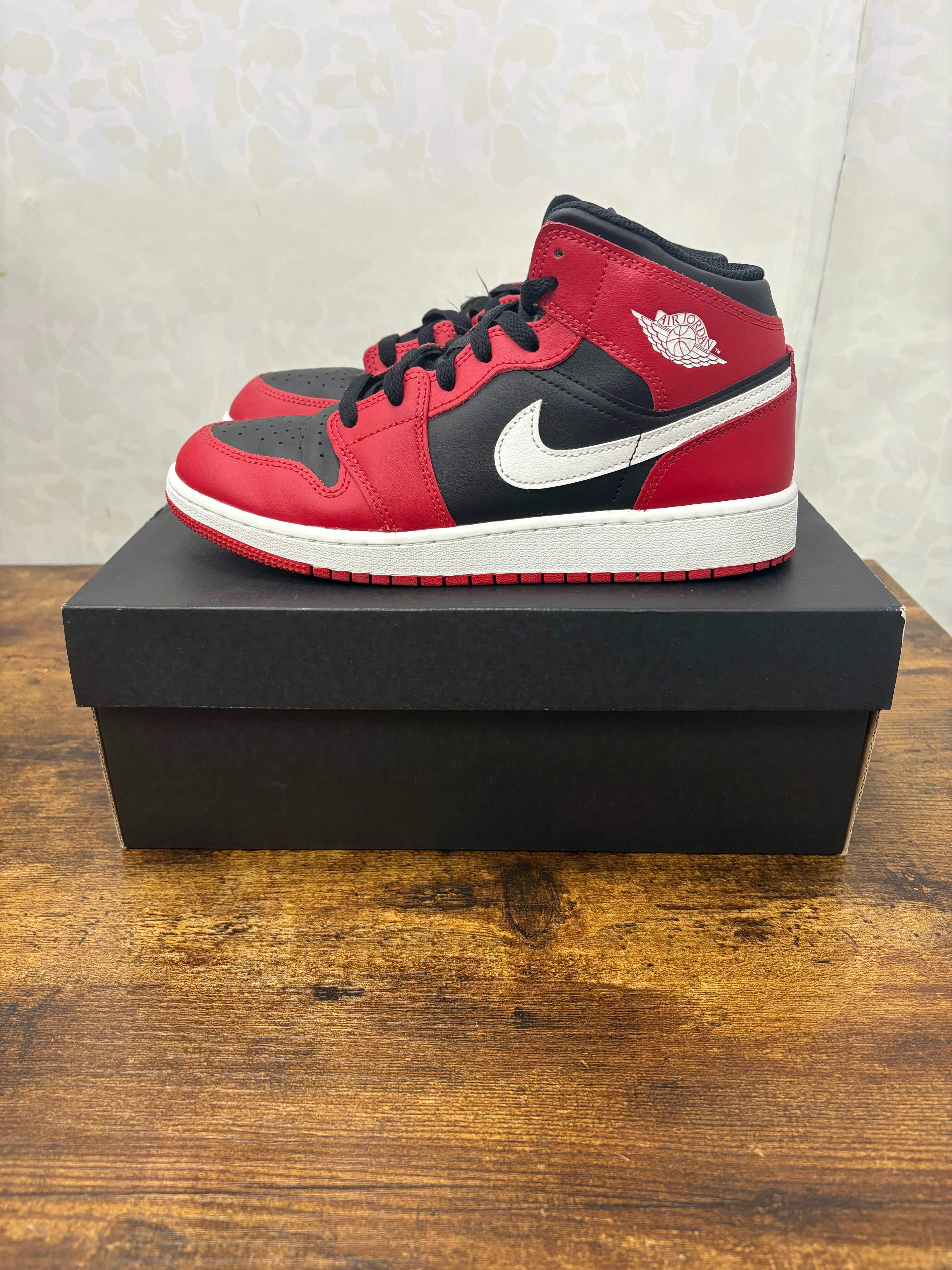 Jordan 1 Mid “Gym Red Black White” Preowned Size 7.5