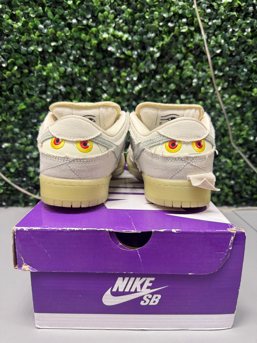 Nike SB Dunk Low "Mummy" Size 8 Preowned