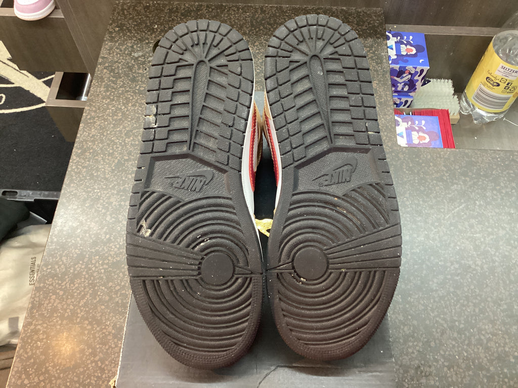 Jordan 1 Mid “Light Curry Cardinal” Preowned Size 7