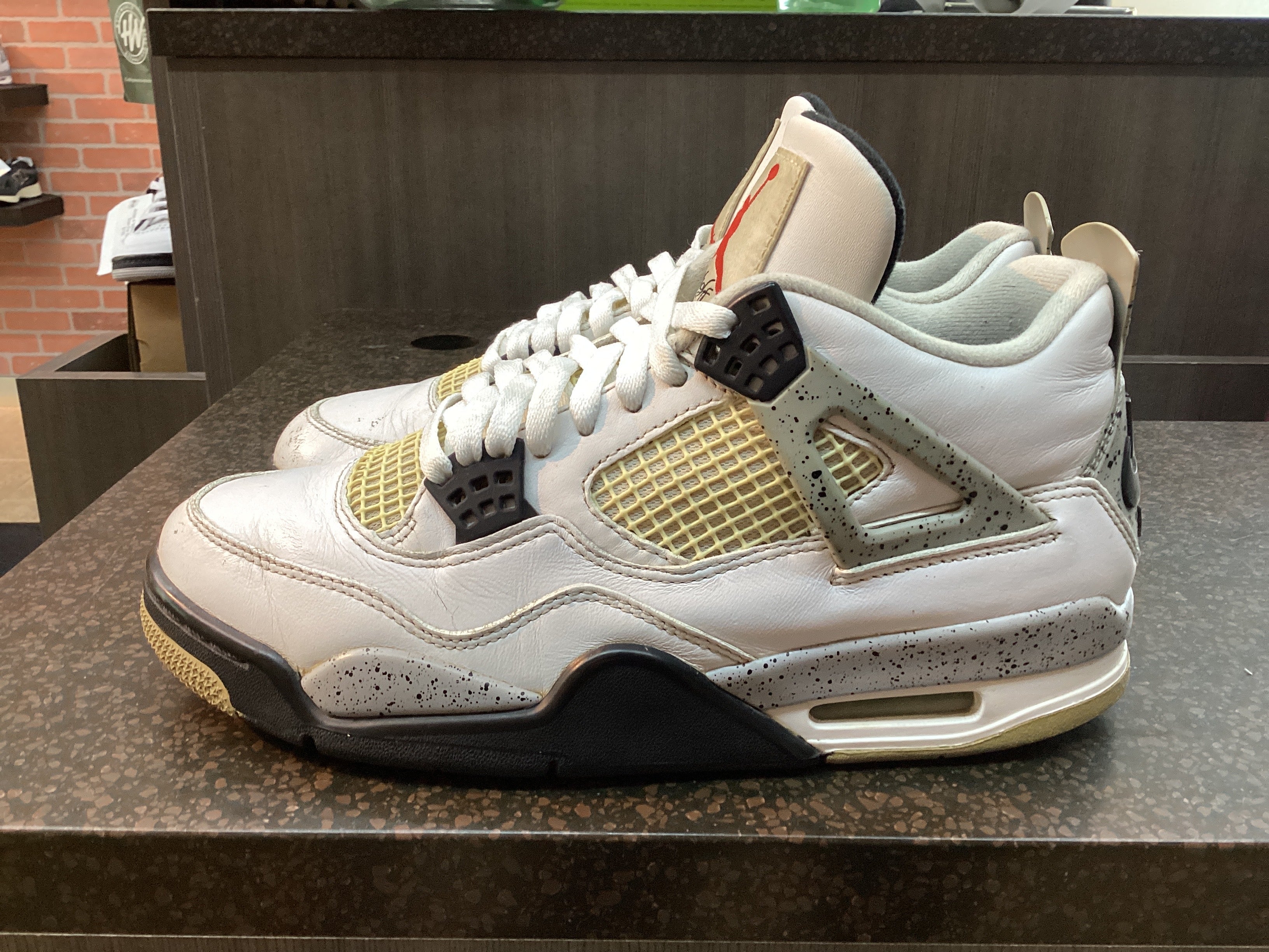 Jordan 4 "White Cement” (2016) Preowned Size 8.5 No Box