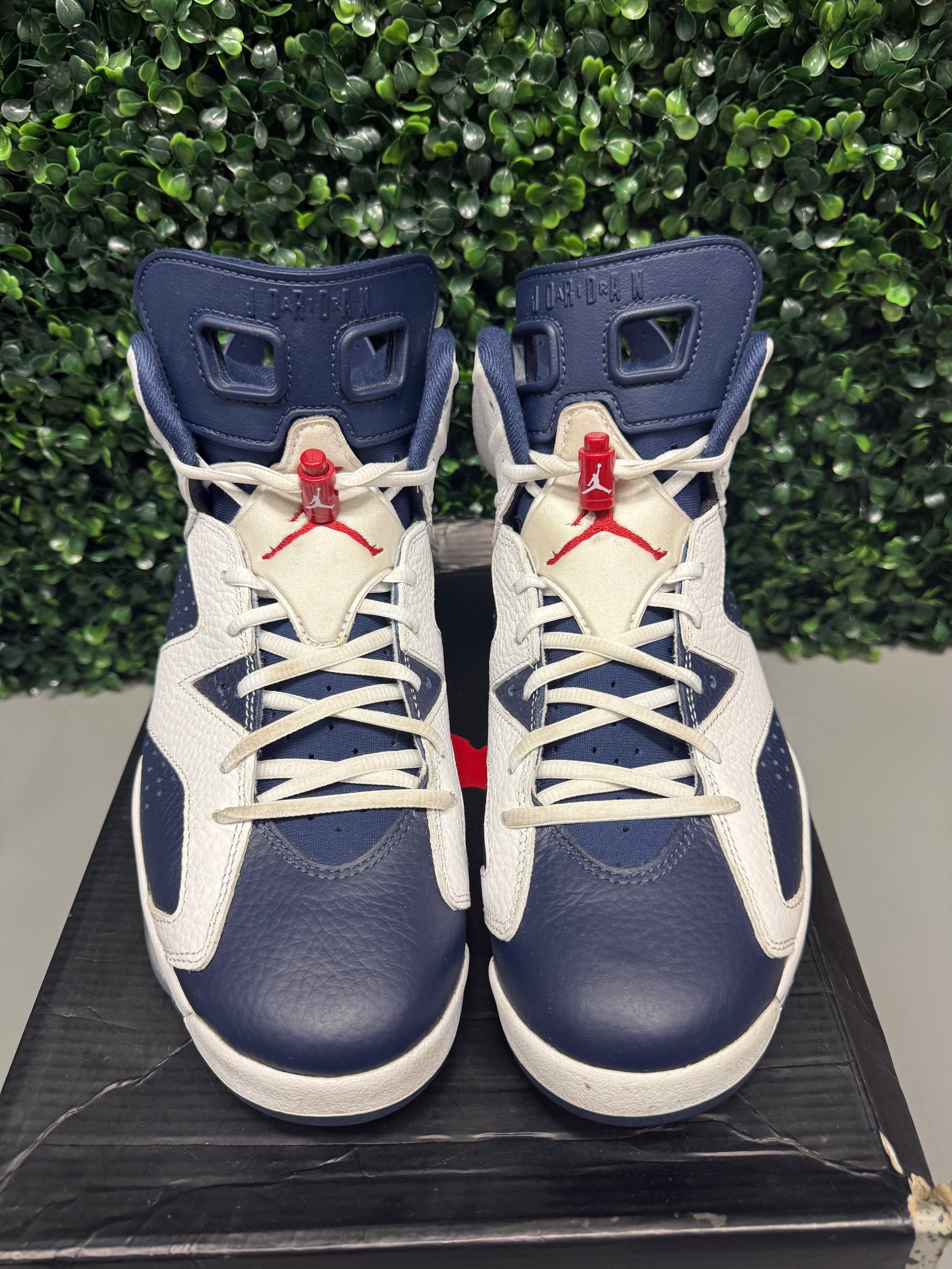 Jordan 6 "Olympic" Size 10.5 Preowned