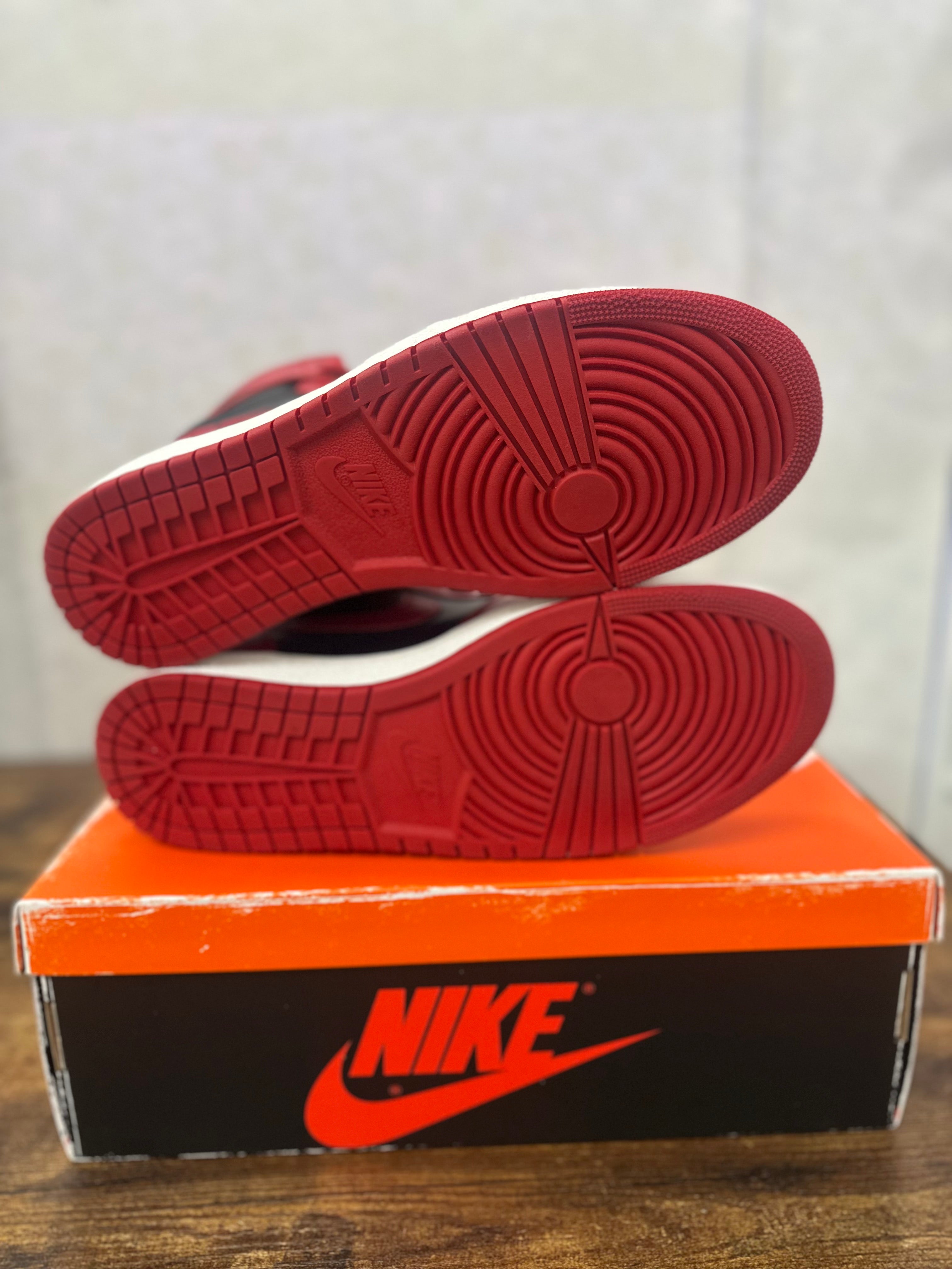 Jordan 1 Retro High ‘85 OG  size 12 Preowned