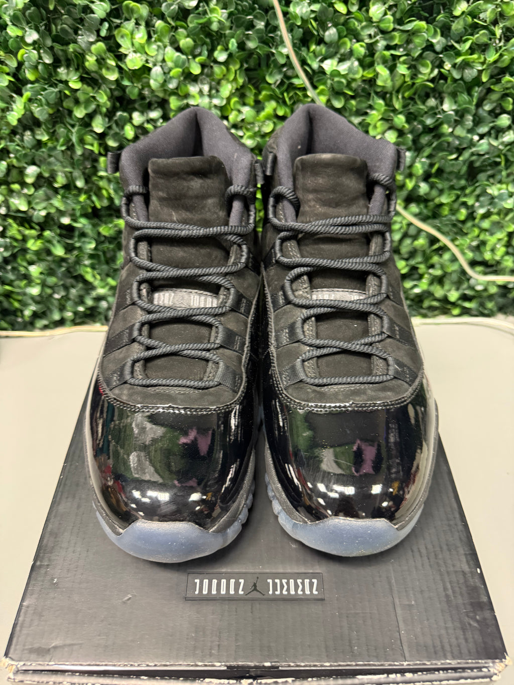 Jordan 11 High "Cap & Gown" Size 9.5 Preowned