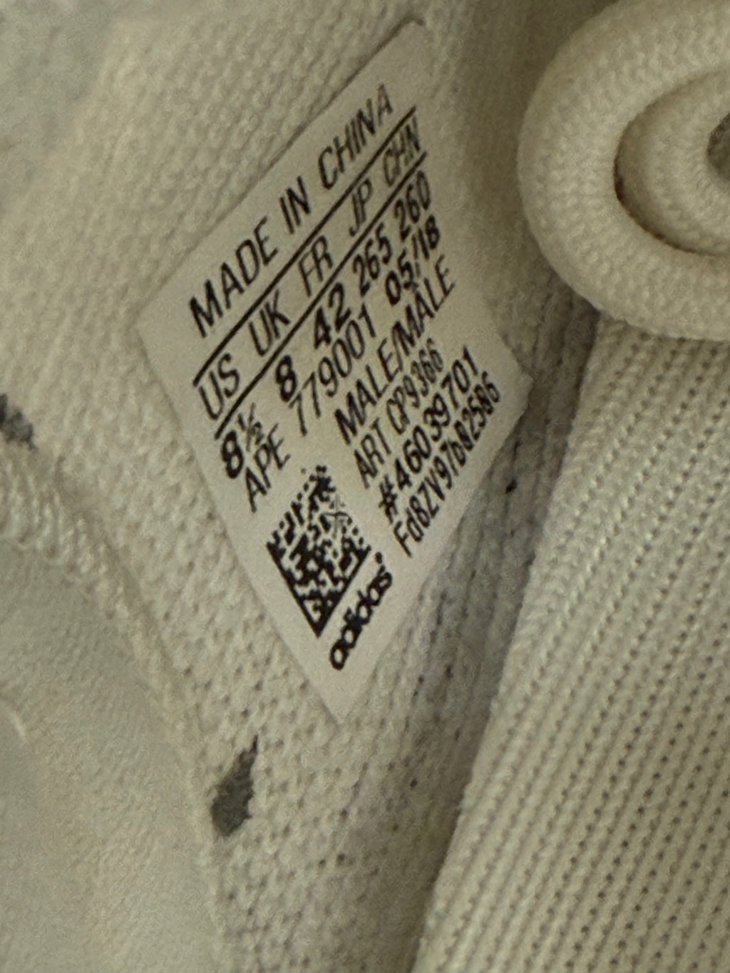 Yeezy 350 V2 "Cream" Size 8.5 Preowned