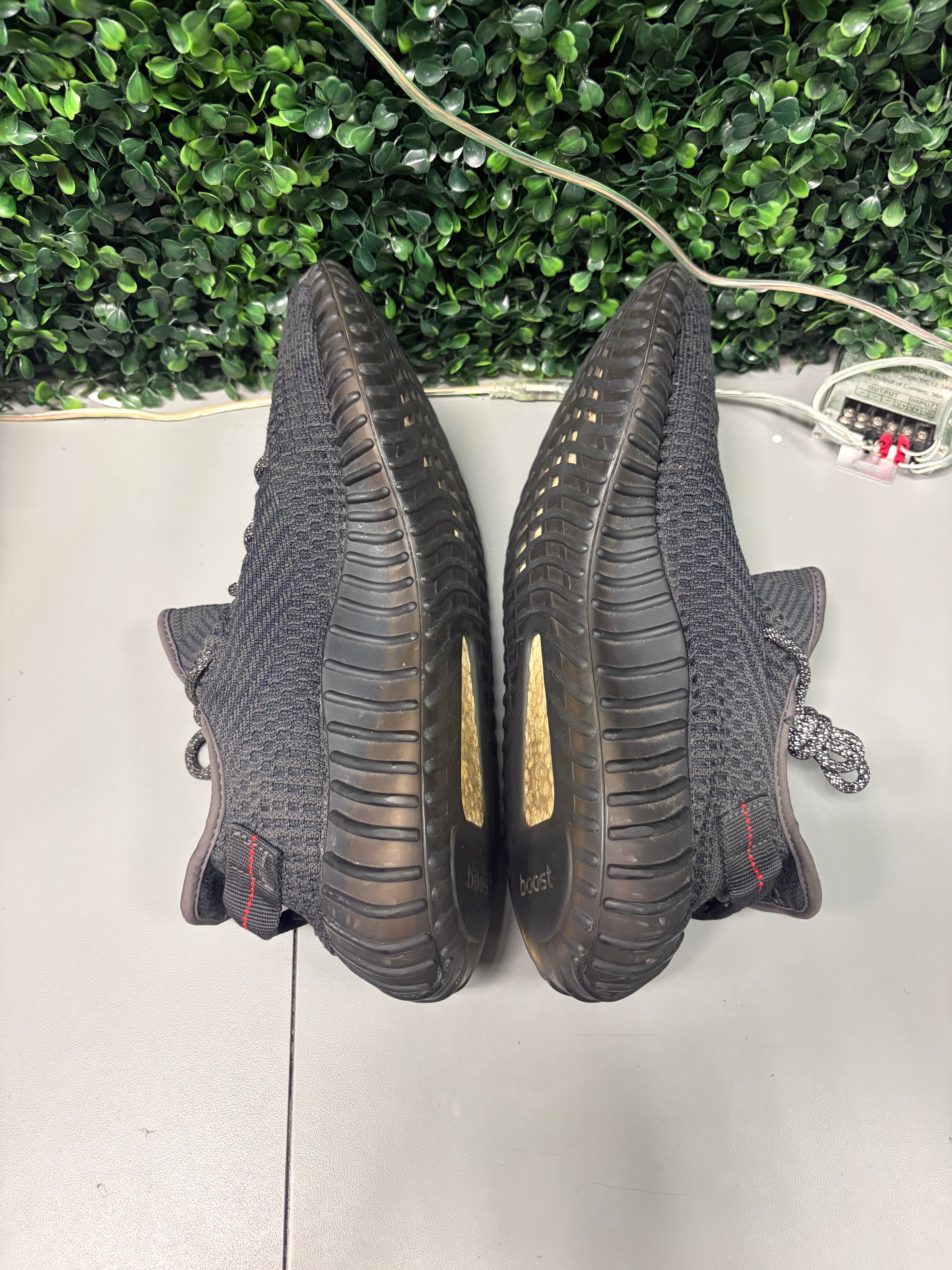 Yeezy Boost 350 V2 "Black" (Non-Reflective) Size 11.5 Preowned