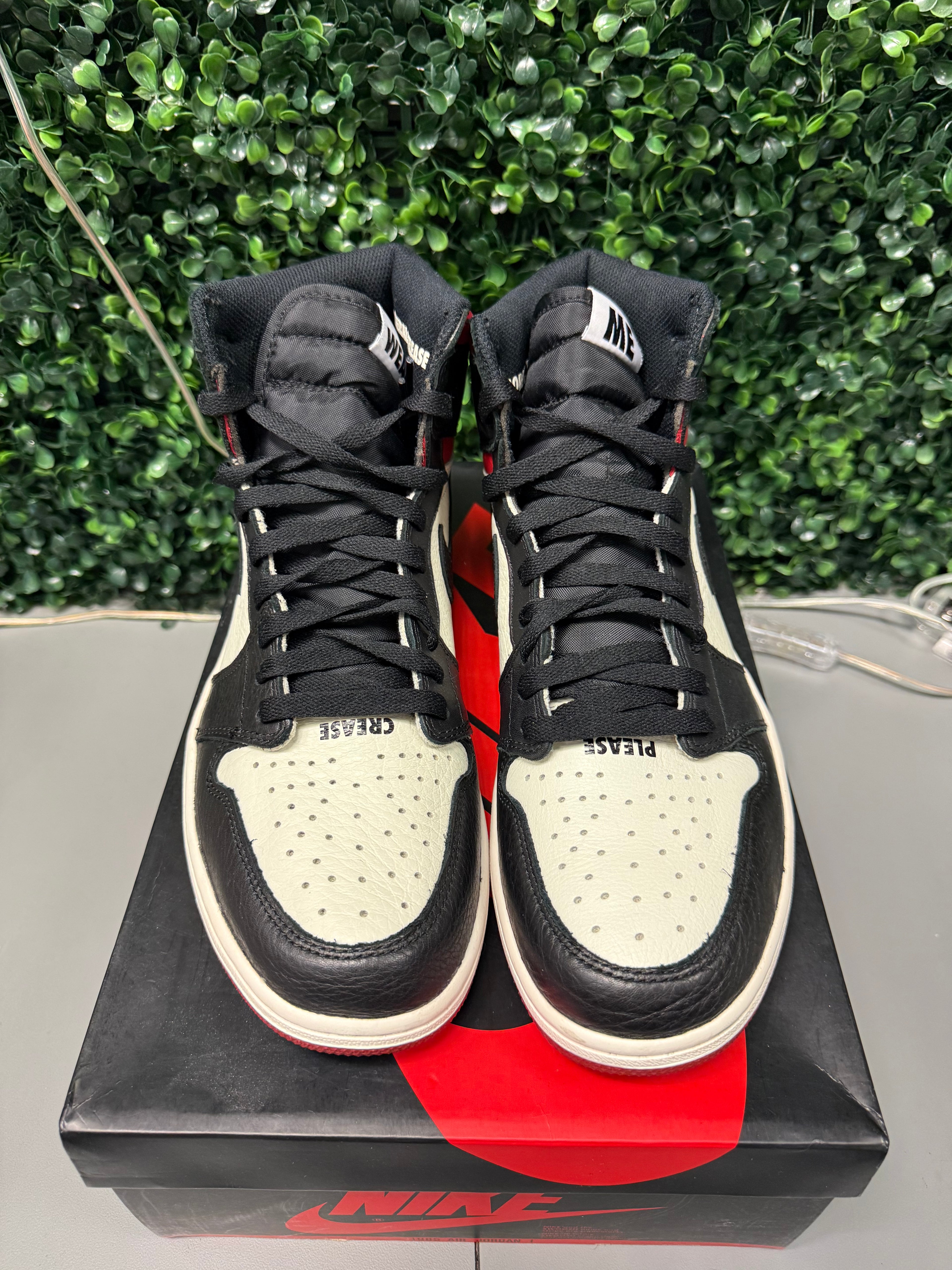 Jordan 1 Retro High "Not for Resale Varsity Red" Size 10.5 Great Condition