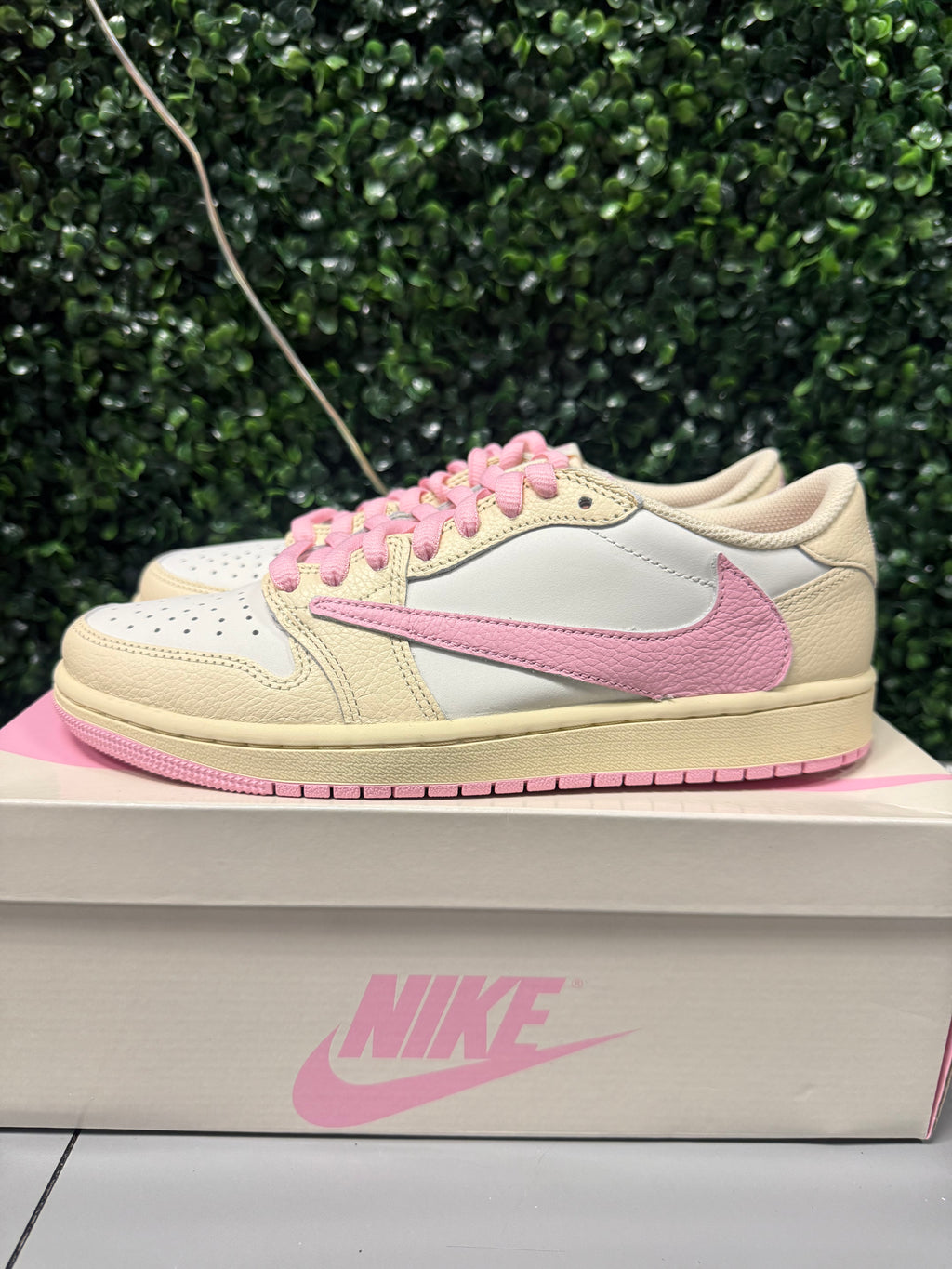 Jordan 1 Low X Travis Scott "Shy Pink" Size 7.5 Worn 1x