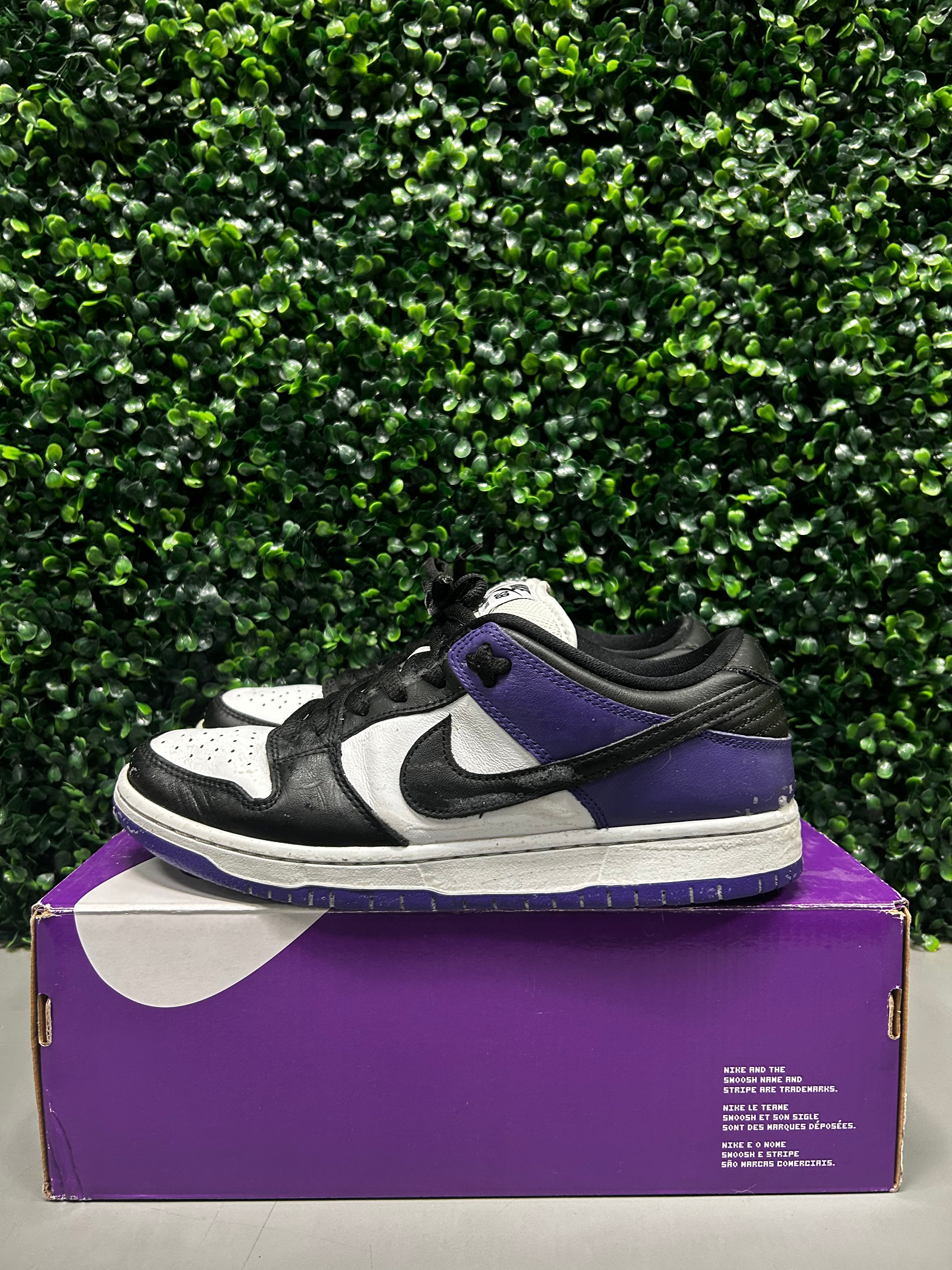 Sb Dunk Low "Court Purple" Size 9.5 Preowned