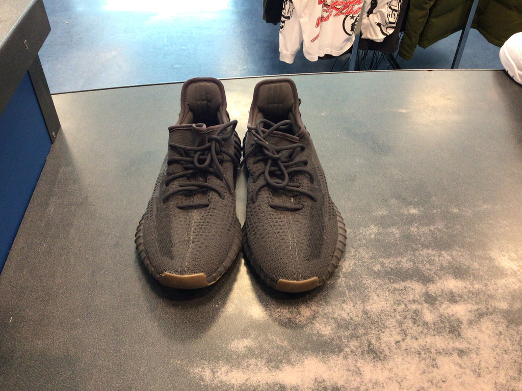 Adidas Yeezy Boost 350 V2 “Cinder” Preowned no box Size 11.5M