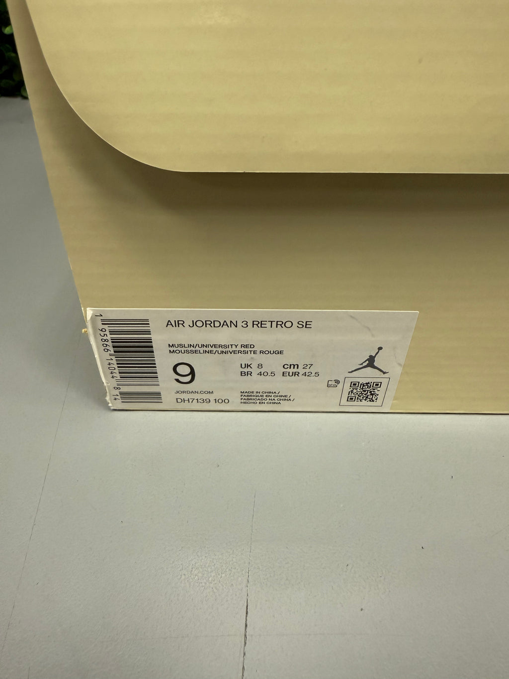 Jordan 3 Retro "Muslin"Size 9 Preowned