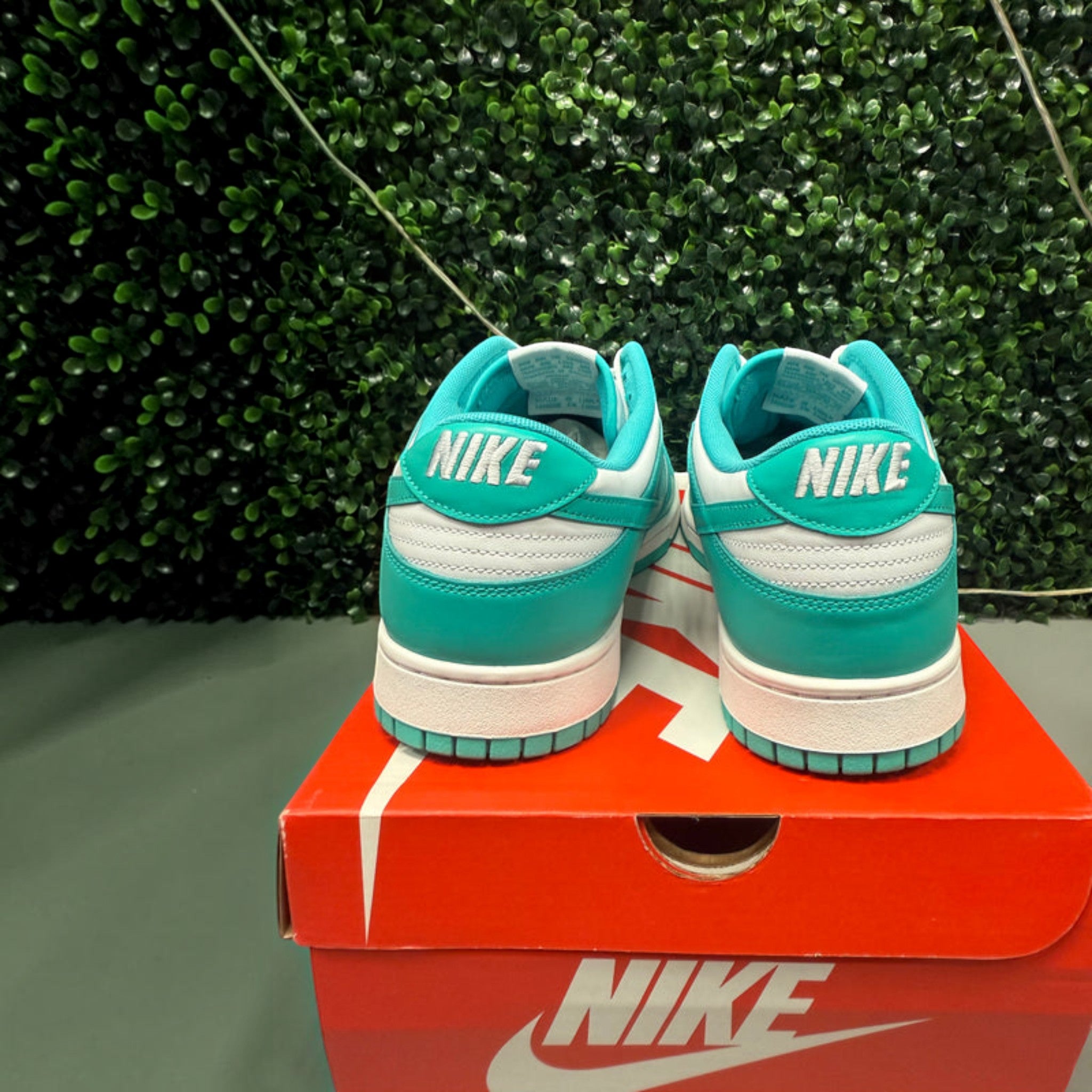 Nike Dunk Low “Clear Jade" Size 13 Preowned