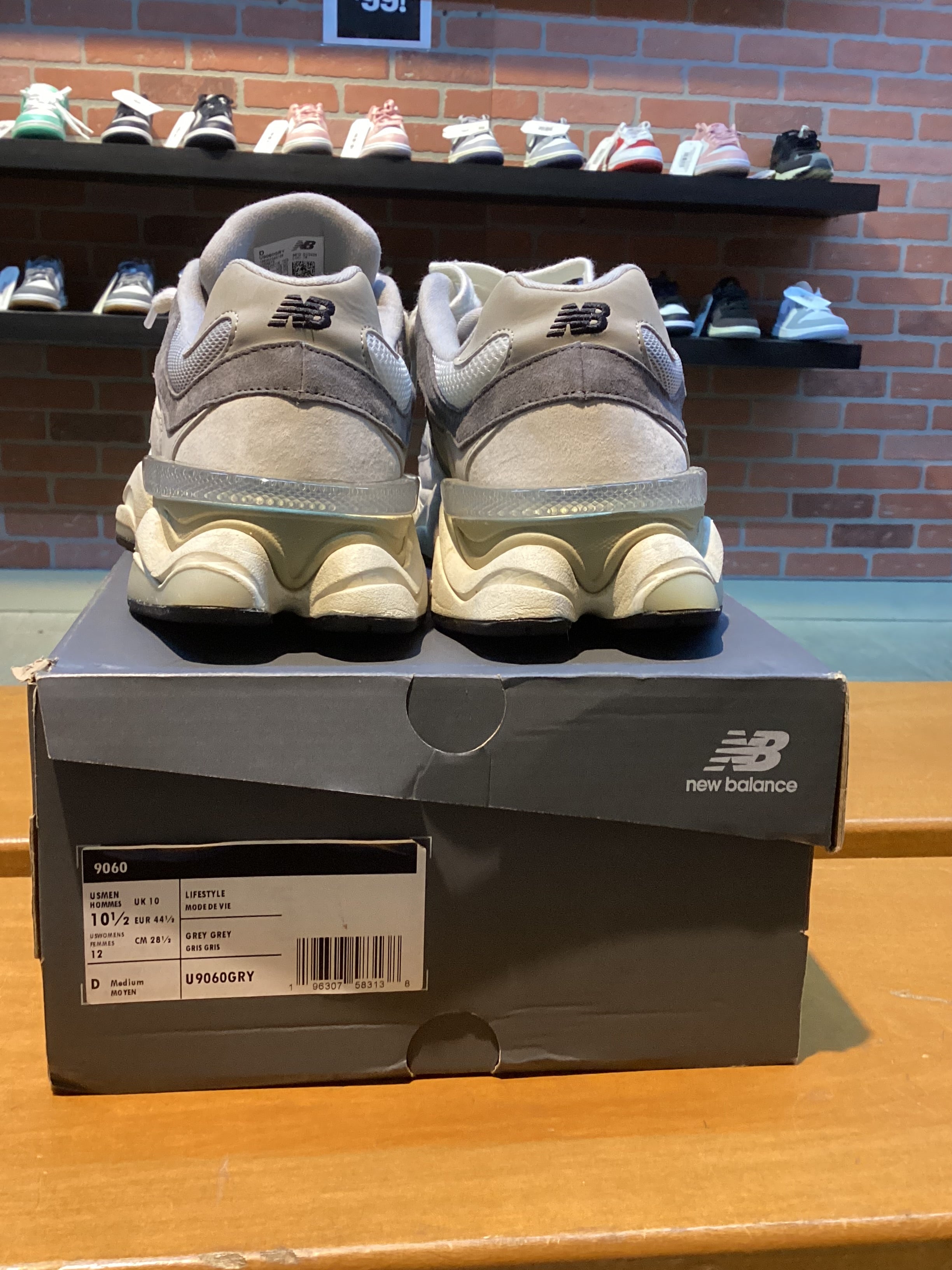 New Balance 9060 (Rain Cloud Grey) Preowned