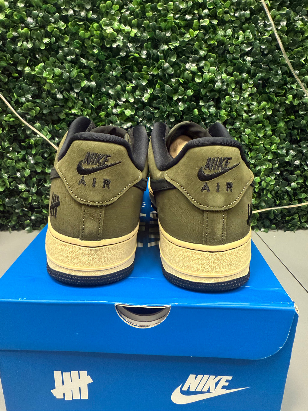 Nike Air Force 1 Low X Undefeated "Ballistic" Size 11 Preowned