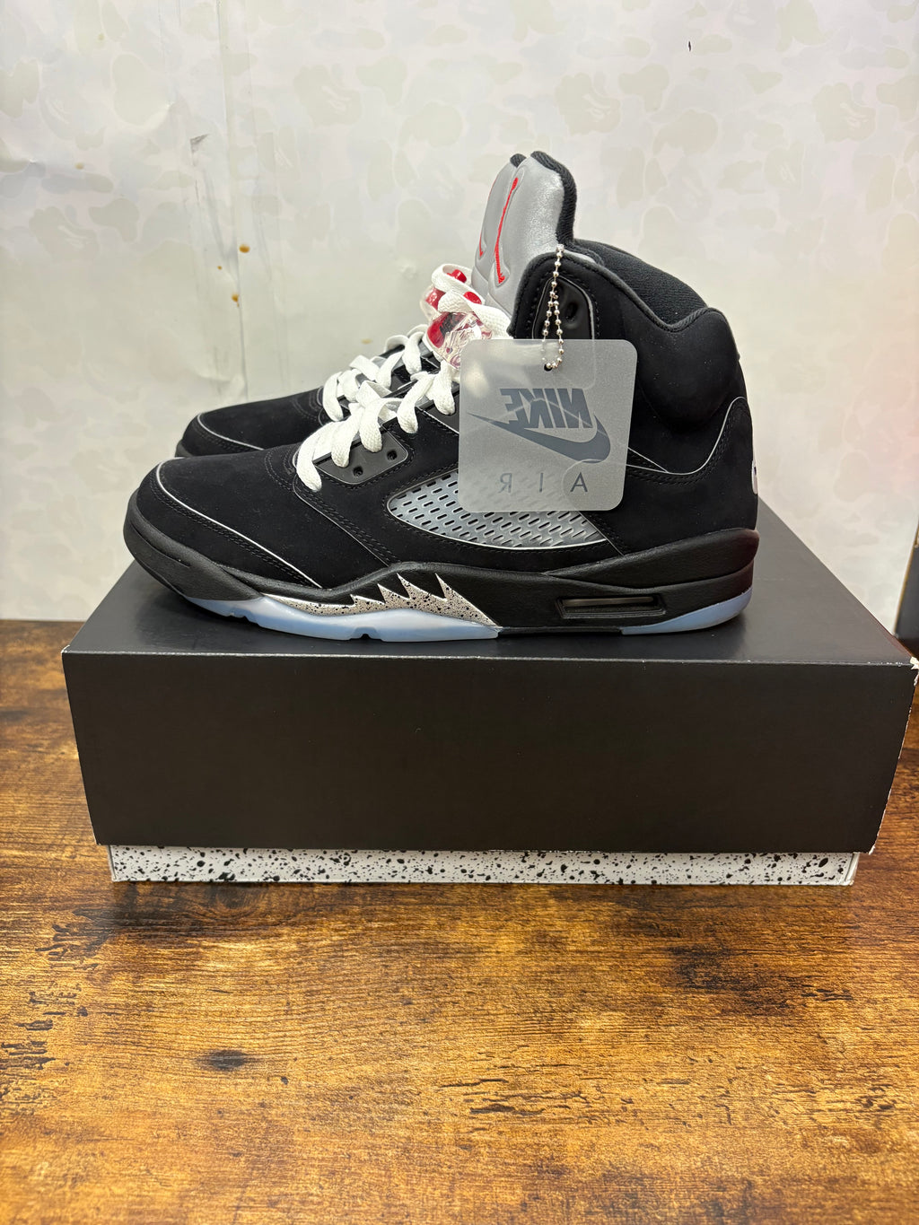 Jordan 5 “Black Metallic Reimagined” Preowned Size 9.5