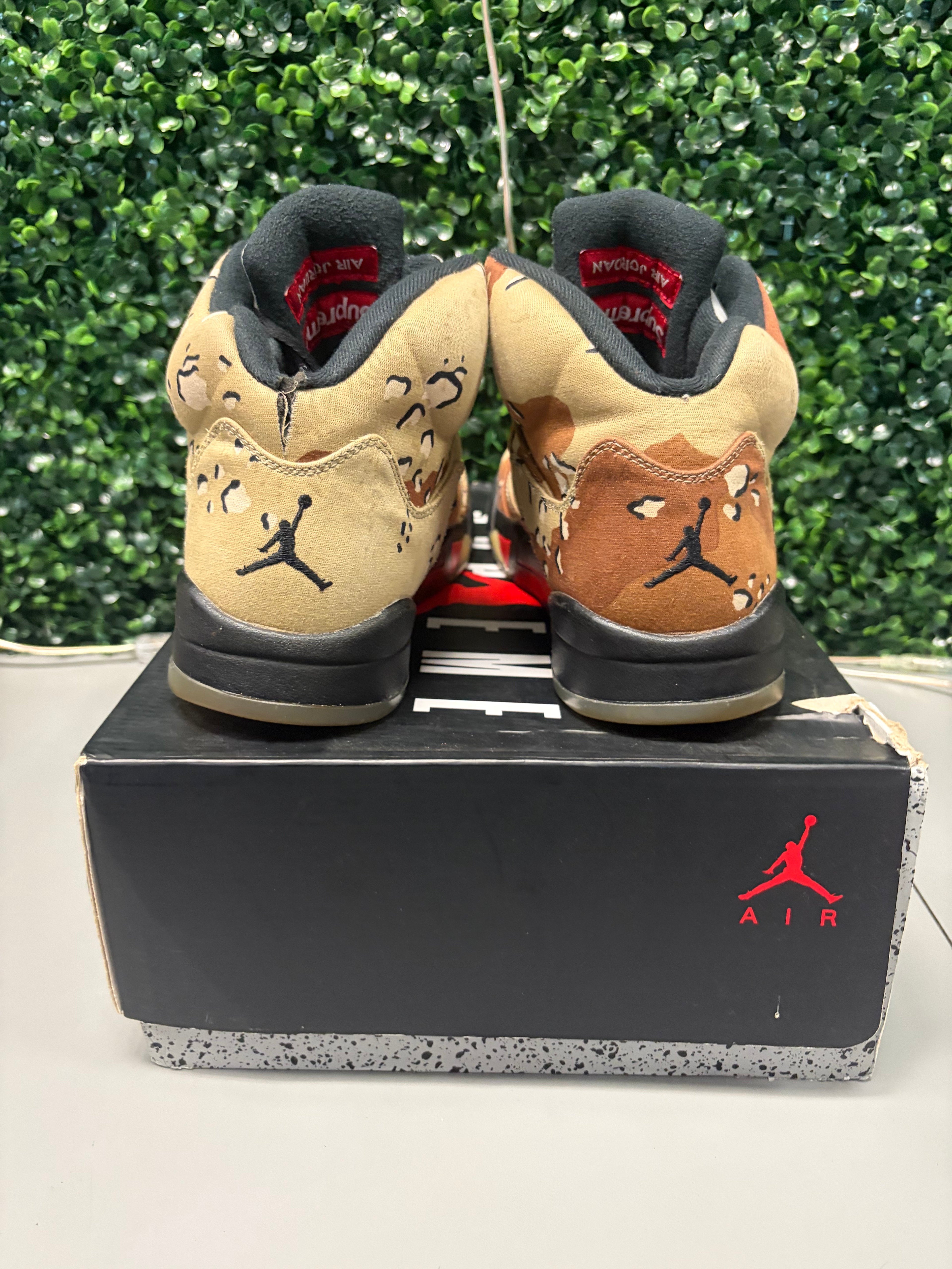 Jordan 5 Retro "Supreme Desert Camo" Size 11 Preowned
