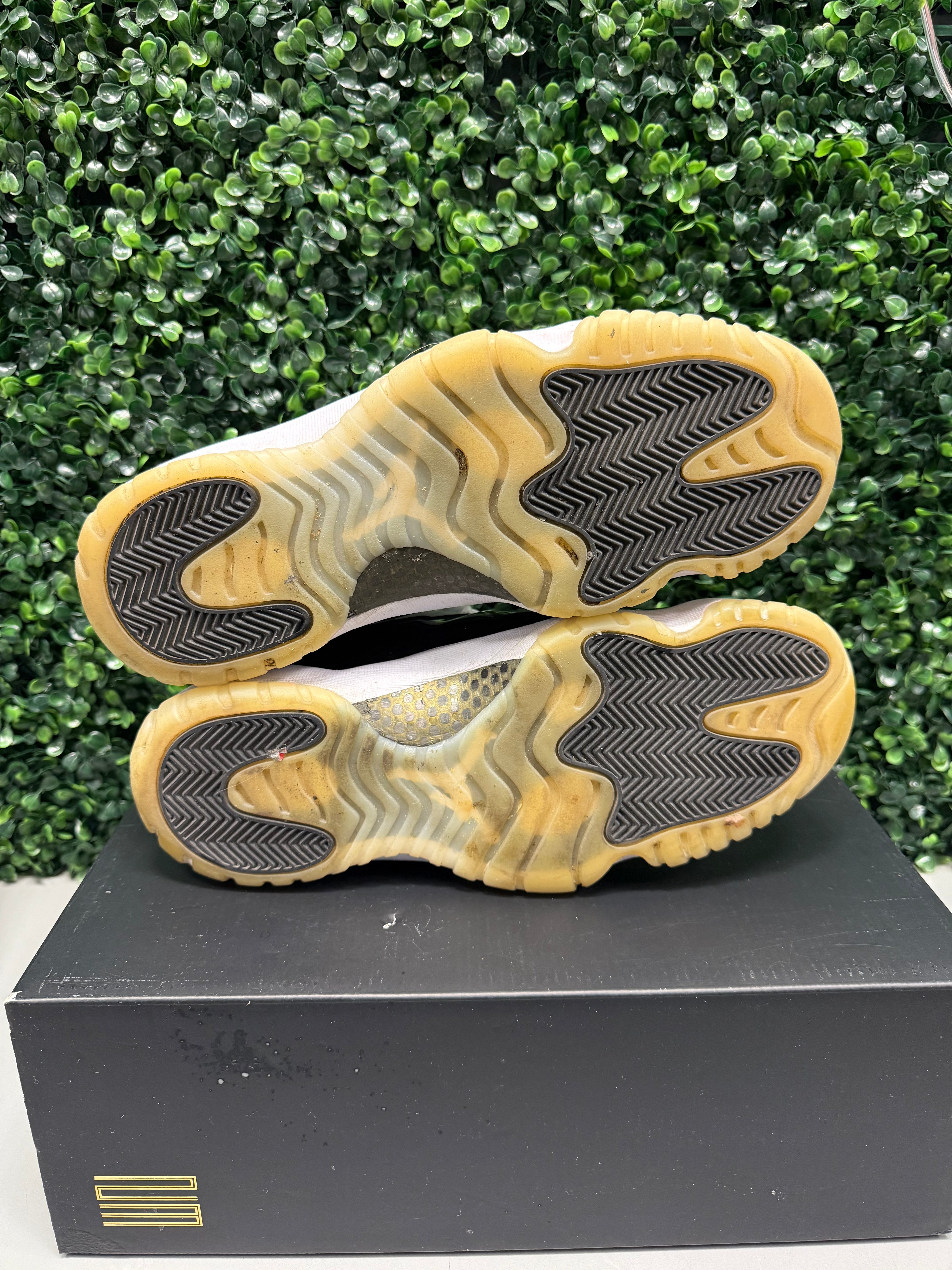 Jordan 11 High "DMP Gratitude" Size 10.5 Preowned