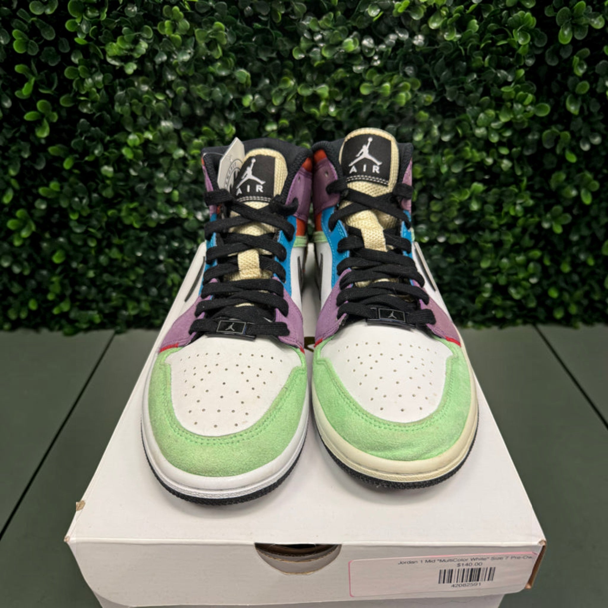 Jordan 1 Mid "Multi Color" Size 8.5W / 7Y Preowned