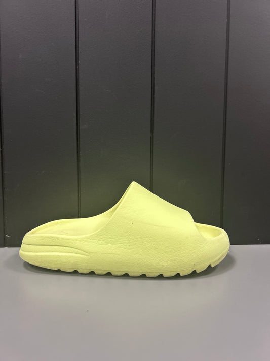 Yeezy Slide "Green Glow" Size 8 Pre-Owned