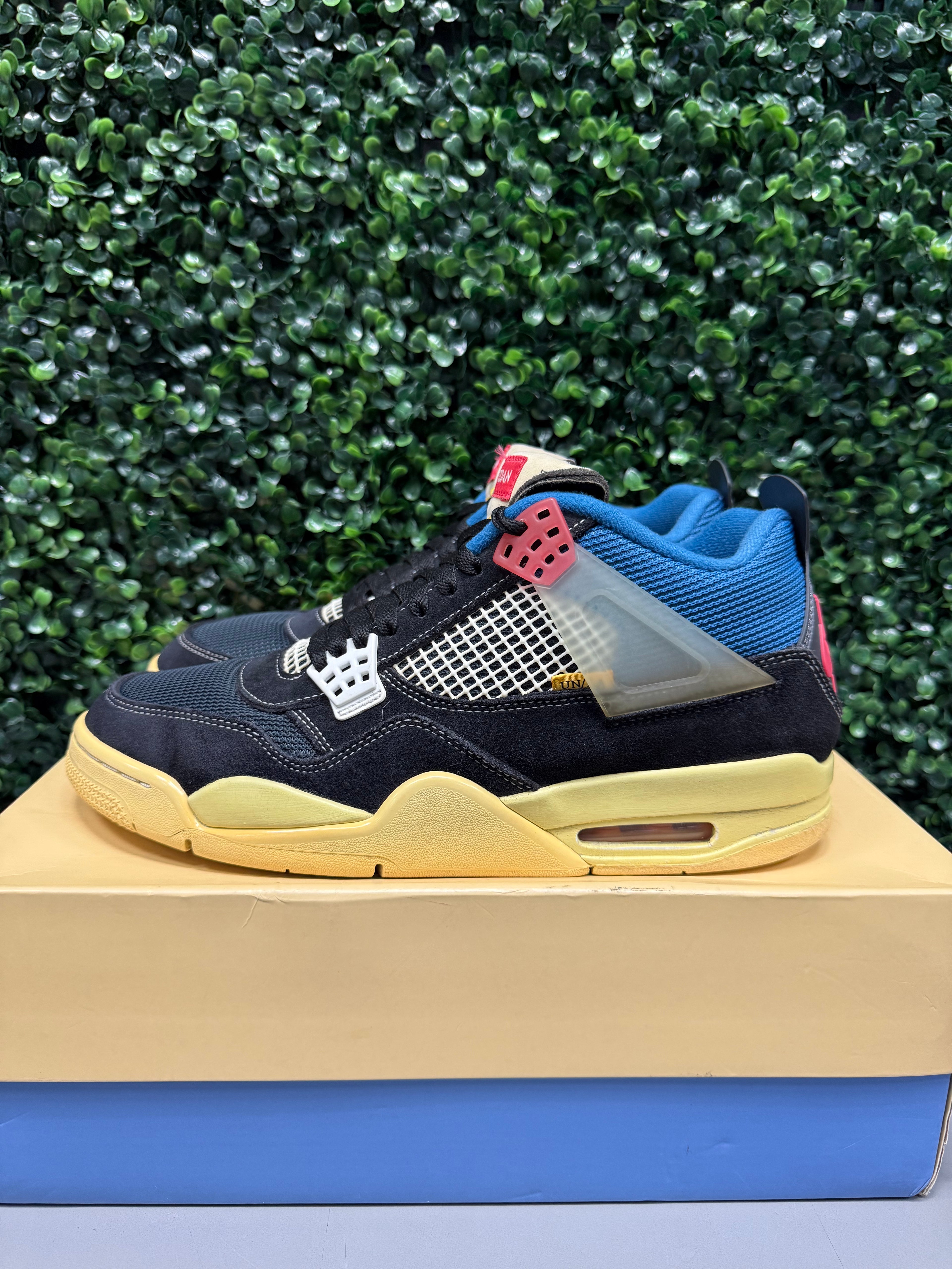 Jordan 4 X Union "Off-Noir" Size 10.5 Preowned