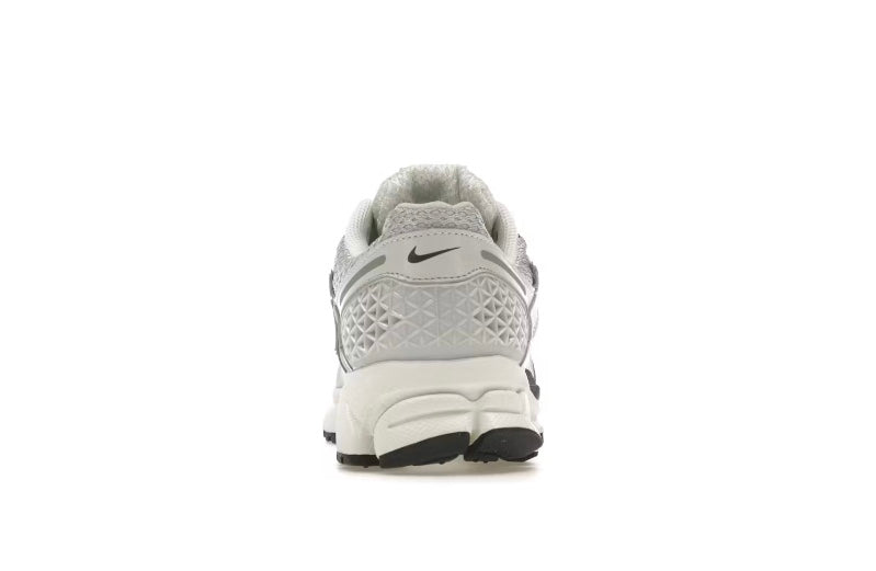 Nike Zoom Vomero 5 “Photon Dust Metallic Silver”