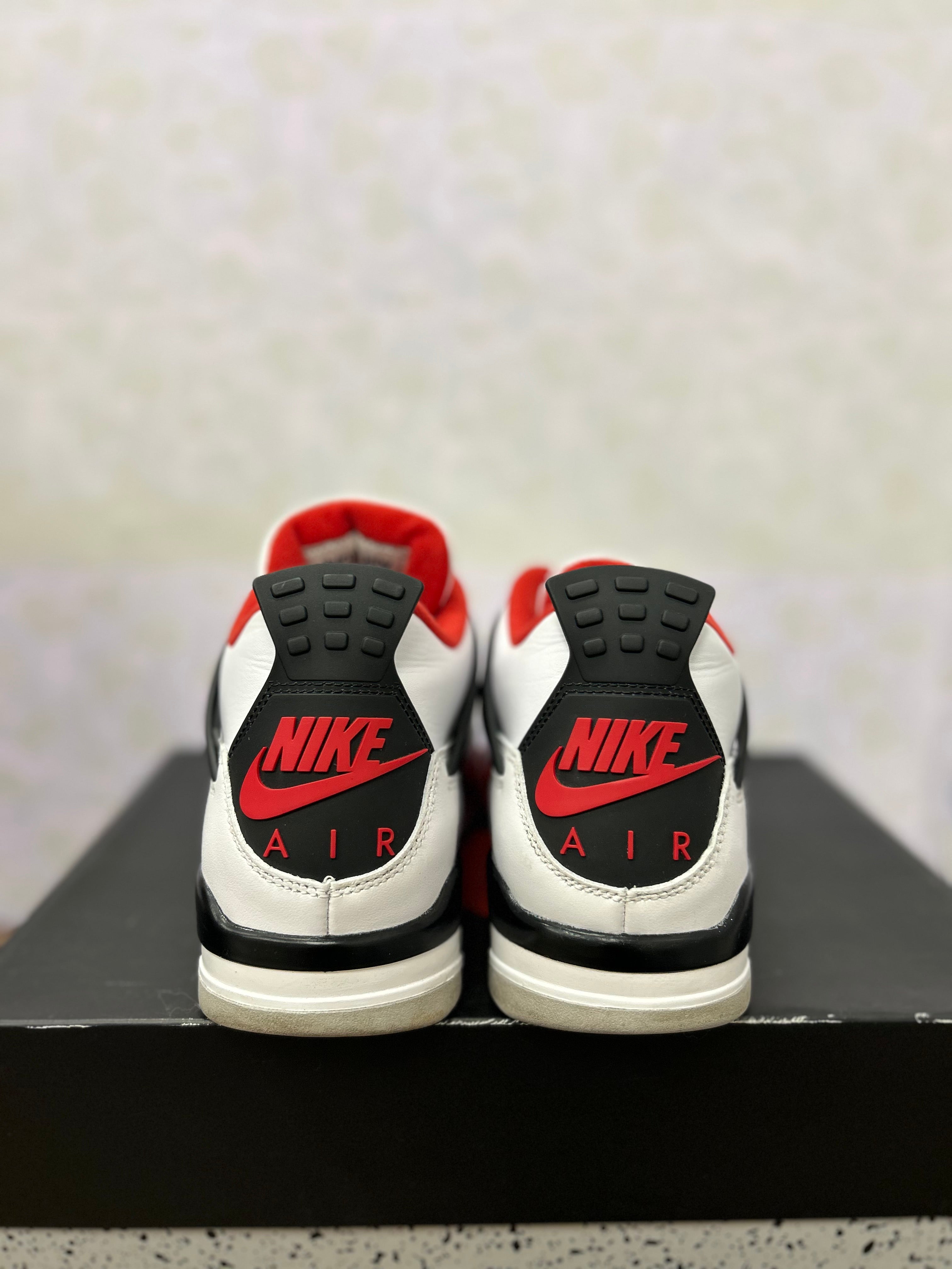 Jordan 4 “Fire Red” Preowned Size 9.5