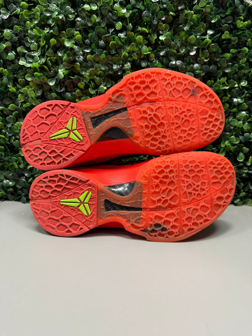 Nike Kobe 6 Protro "Reverse Grinch" Size 5Y Preowned