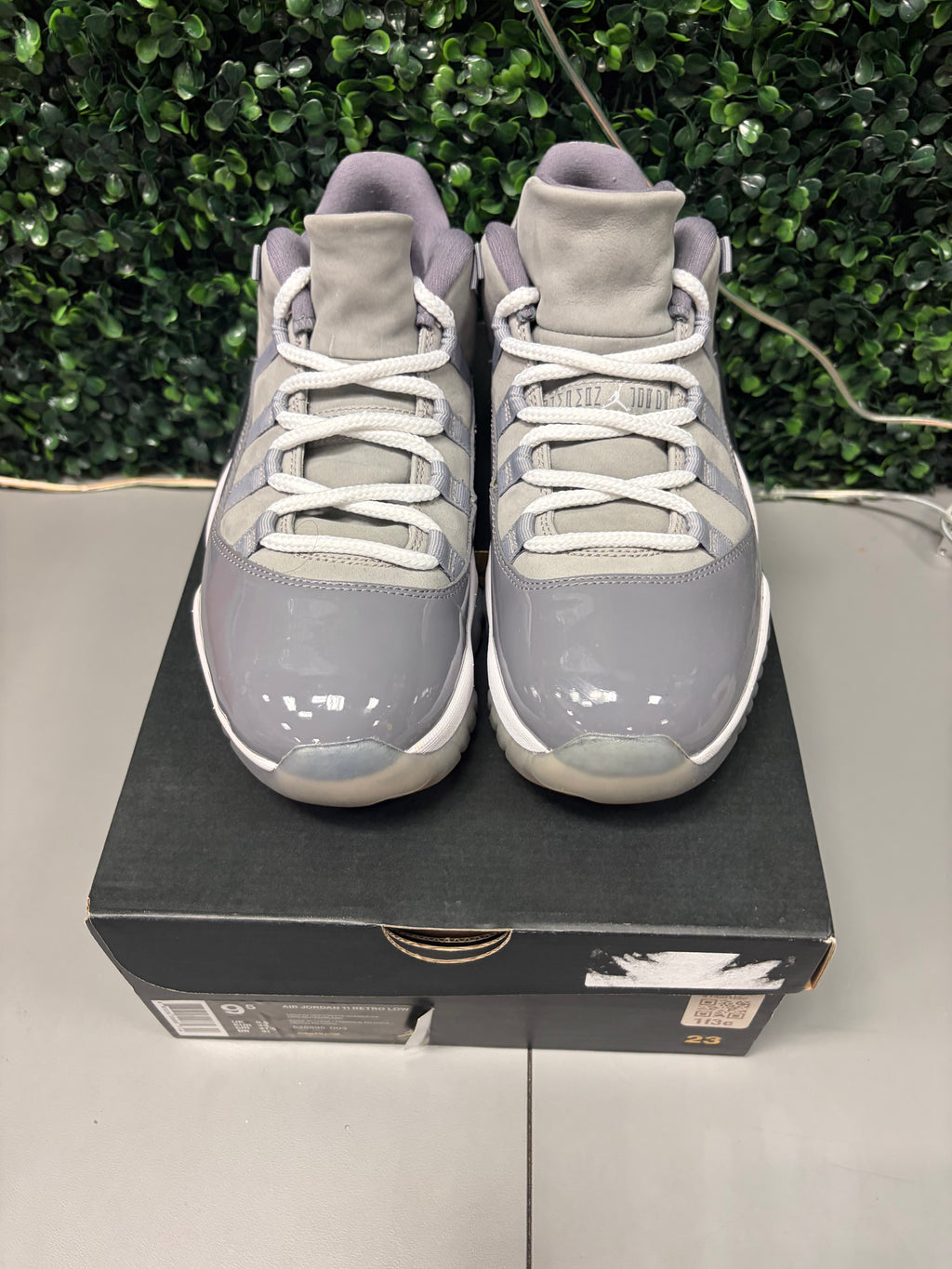 Jordan 11 Retro Low "Cool Grey" Size 9.5 Preowned