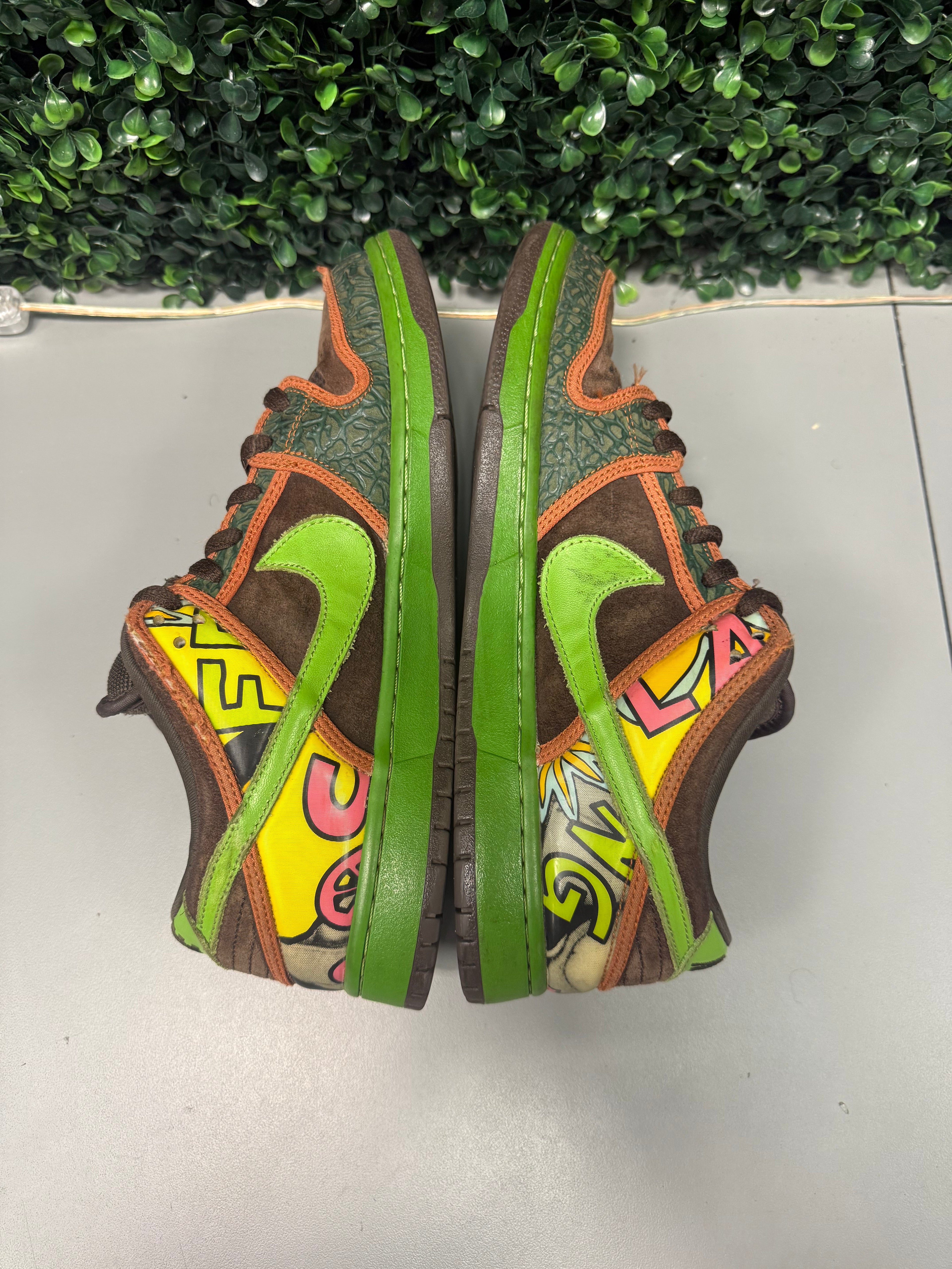 Nike SB Dunk Low "De La Soul" Size 10 Preowned