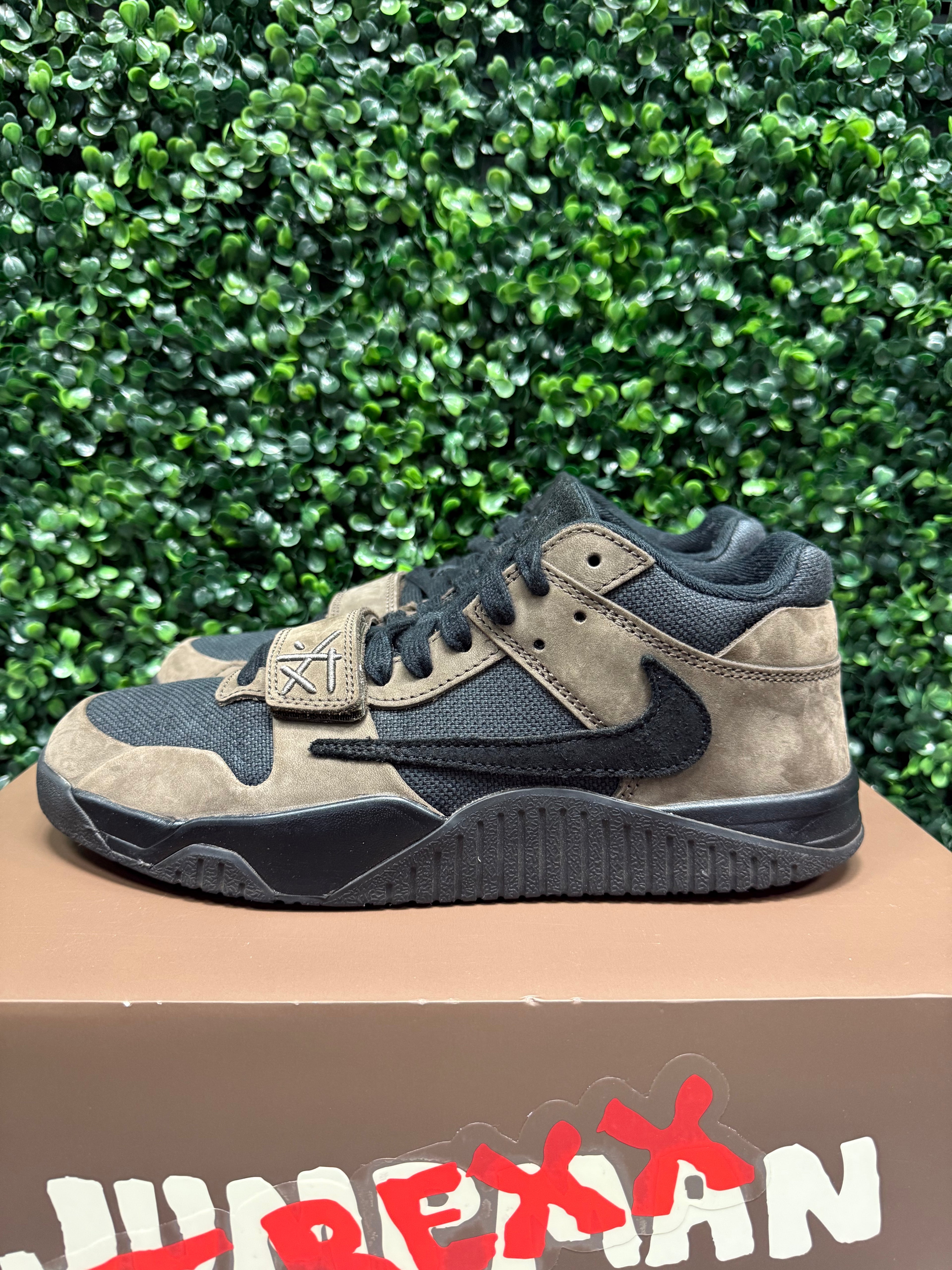 Jordan Jumpman Jack X Travis Scott "Dark Mocha" Size 9.5 Preowned