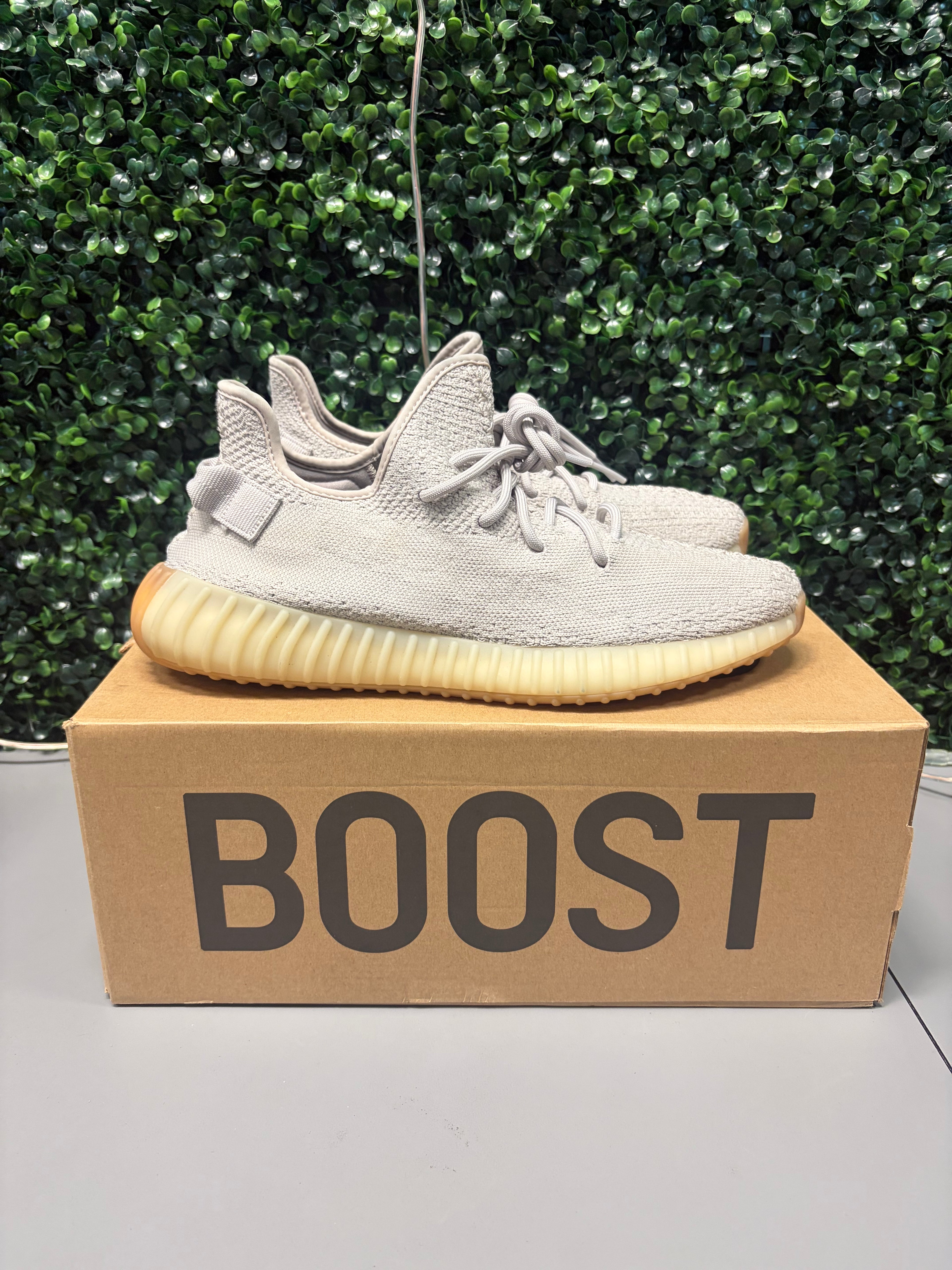 Adidas Yeezy Boost 350 V2 "Sesame" Size 11.5 Preowned