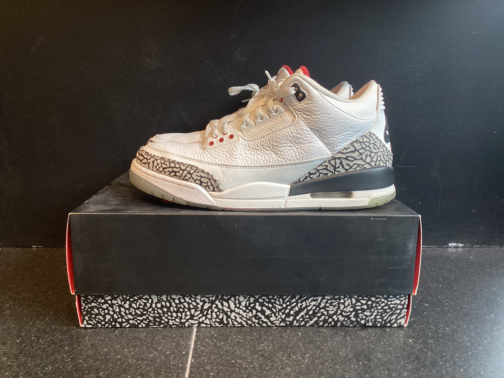 Jordan 3 “Free Throw Line” Preowned Size 10.5