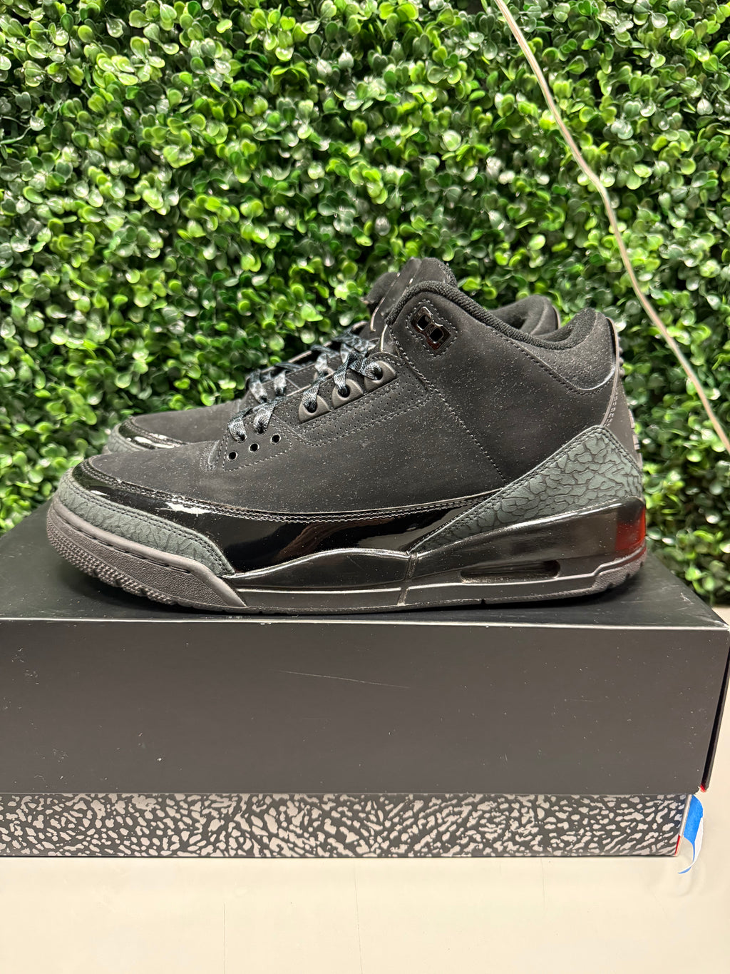 Jordan 3 "Black Cat" Size 11 Preowned