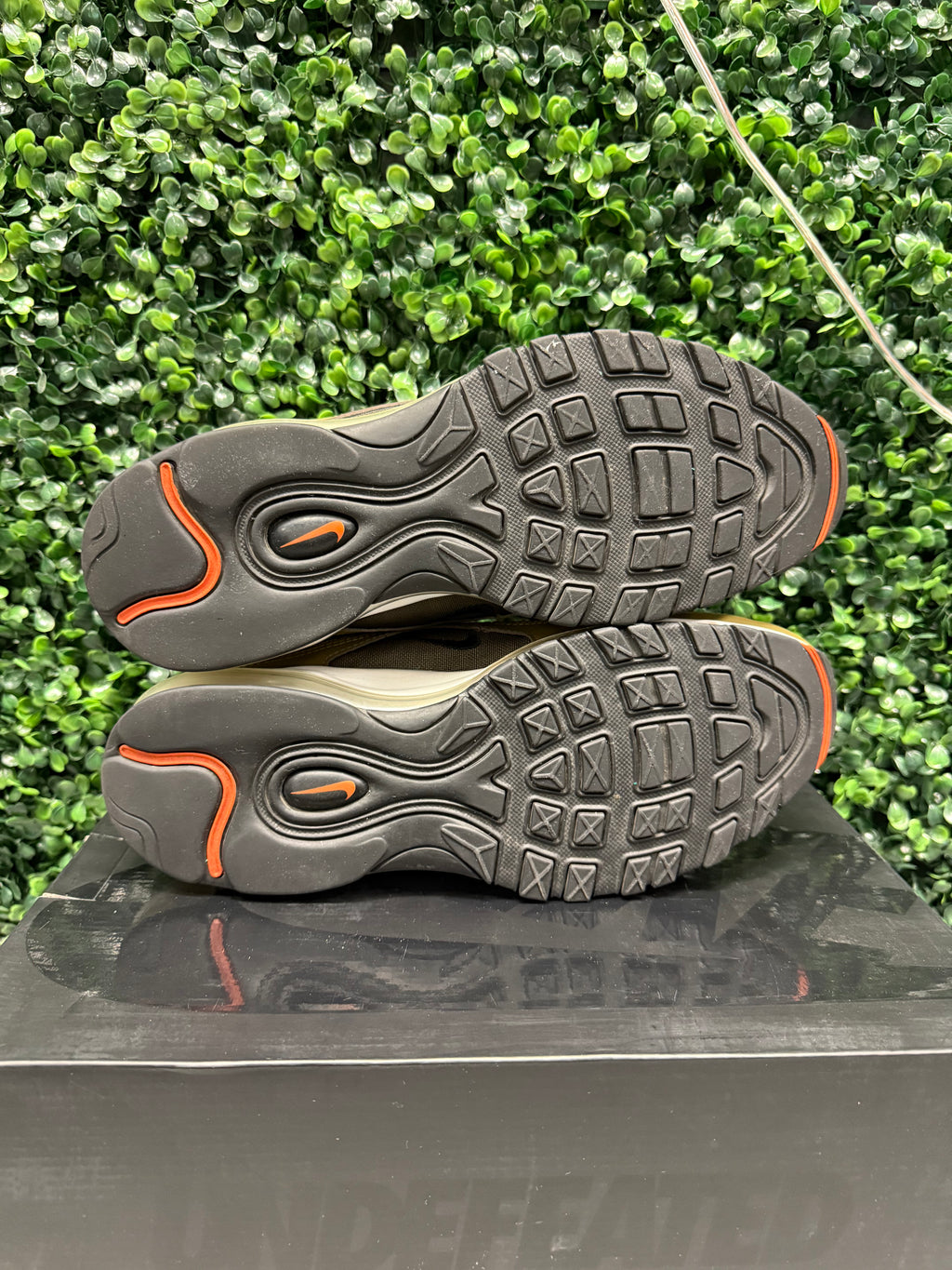 Nike Air Max 97 “Undefeated Militia Green (2020)" Size 9.5 Preowned