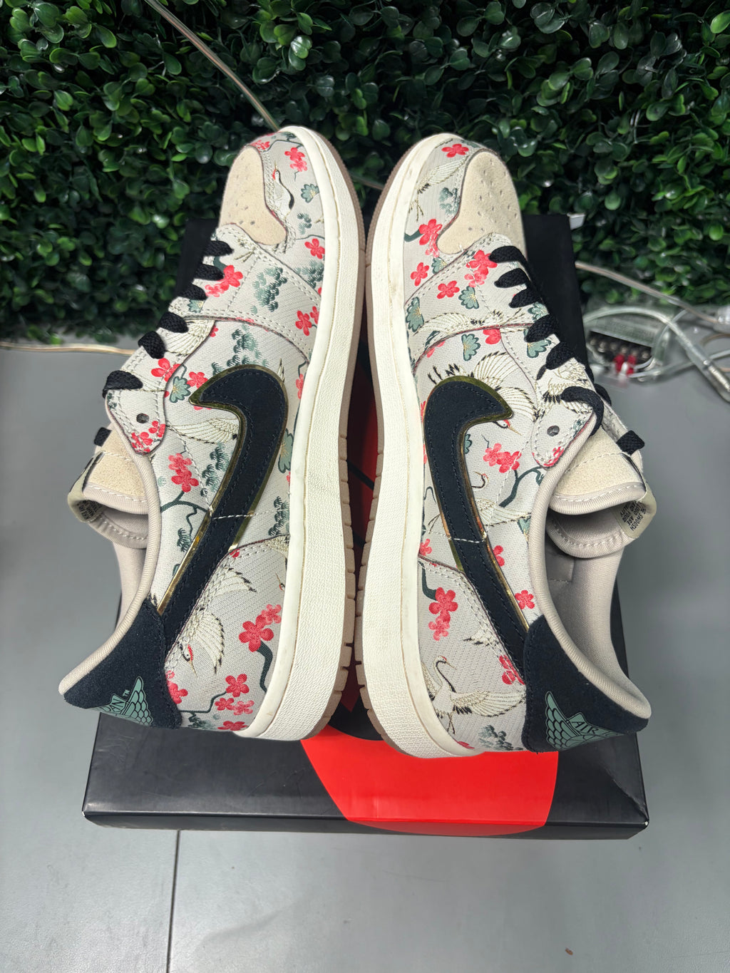 Jordan 1 Retro Low OG "Rui Hachimura Oatmeal" Size 9.5 Preowned