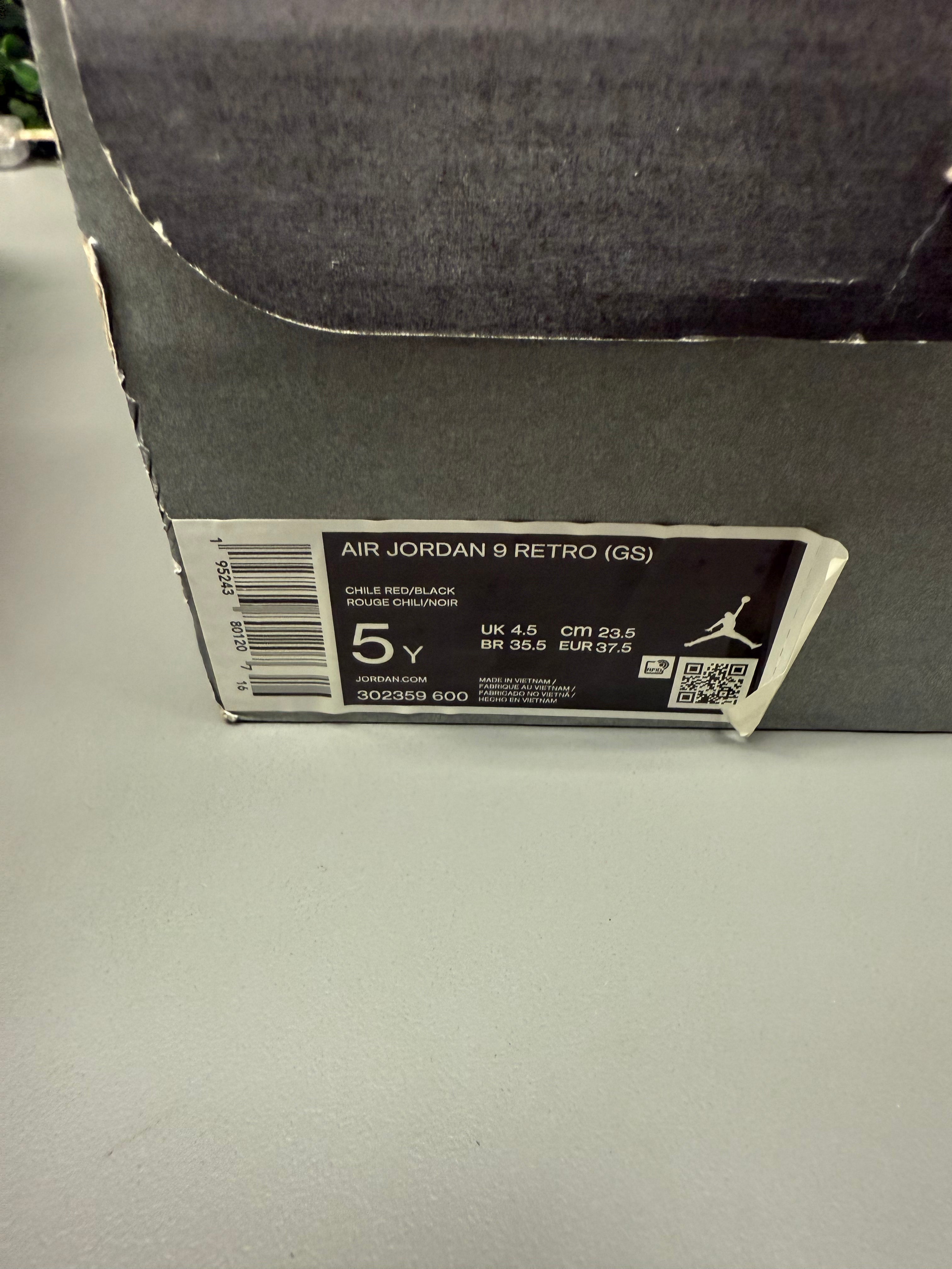 Jordan 9 "Chile Red" Size 5Y Preowned