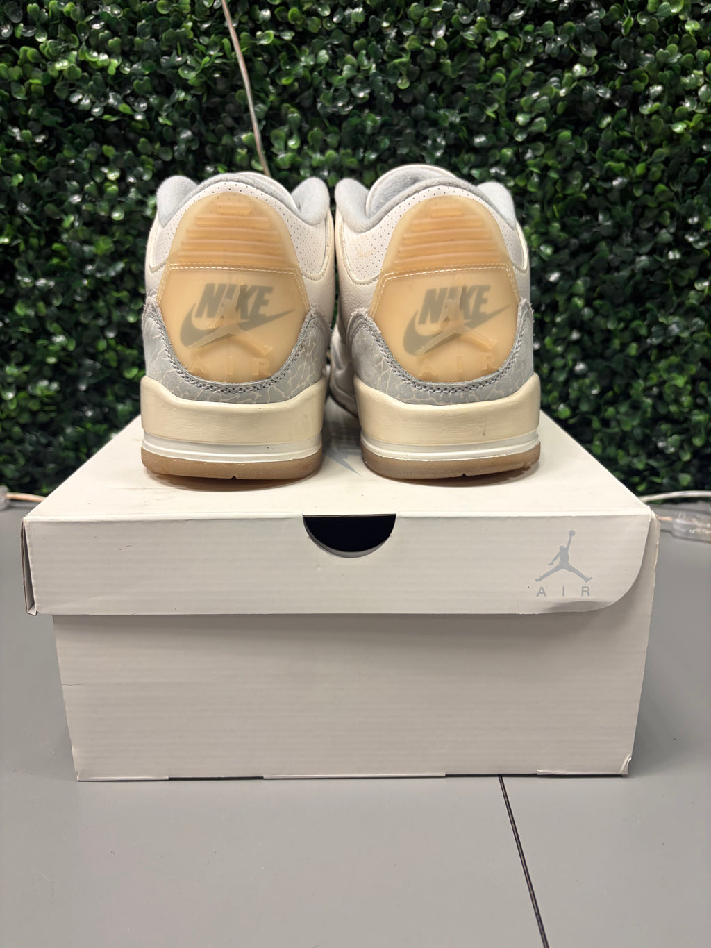 Jordan 3 "Craft Ivory" Size 11 Preowned