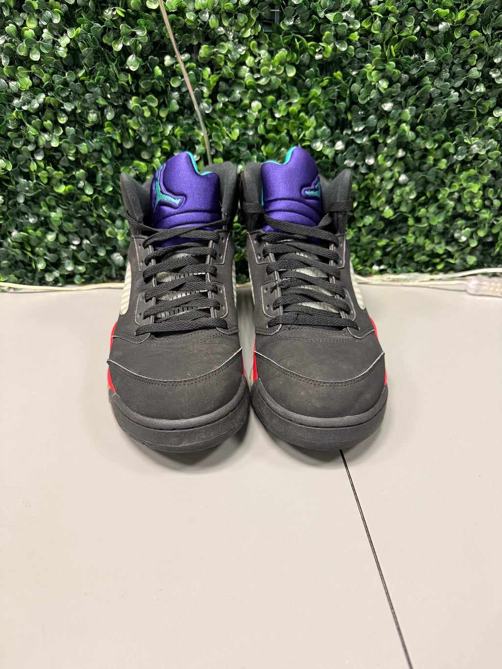 Jordan 5 "Top 3" Size 13 Preowned