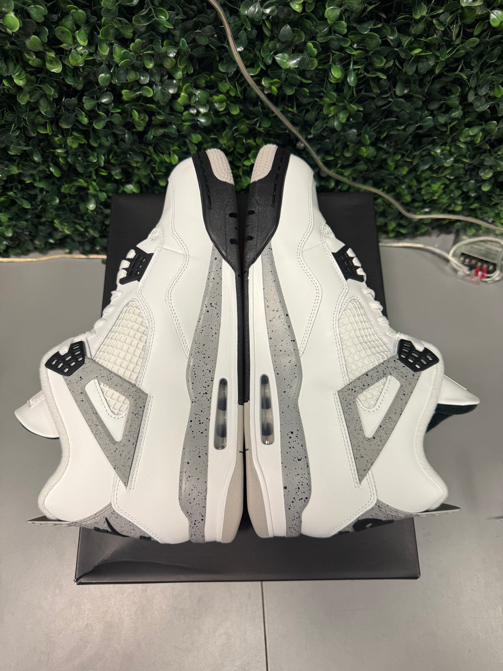 Jordan 4 "White Cement 2025" Size 13 Preowned